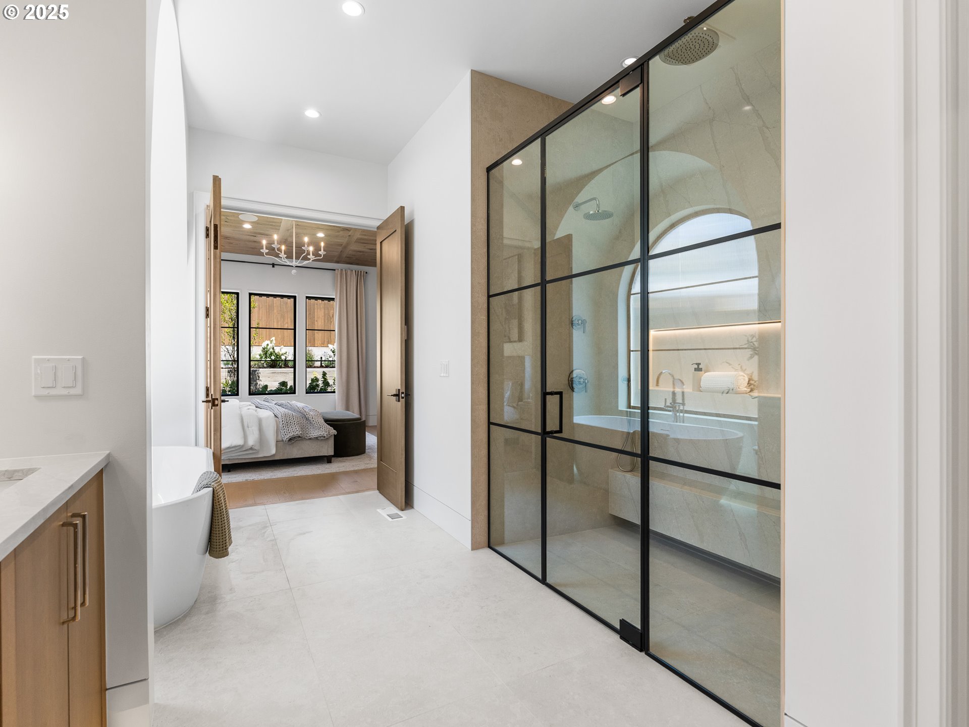 13143 SE Regency View ST