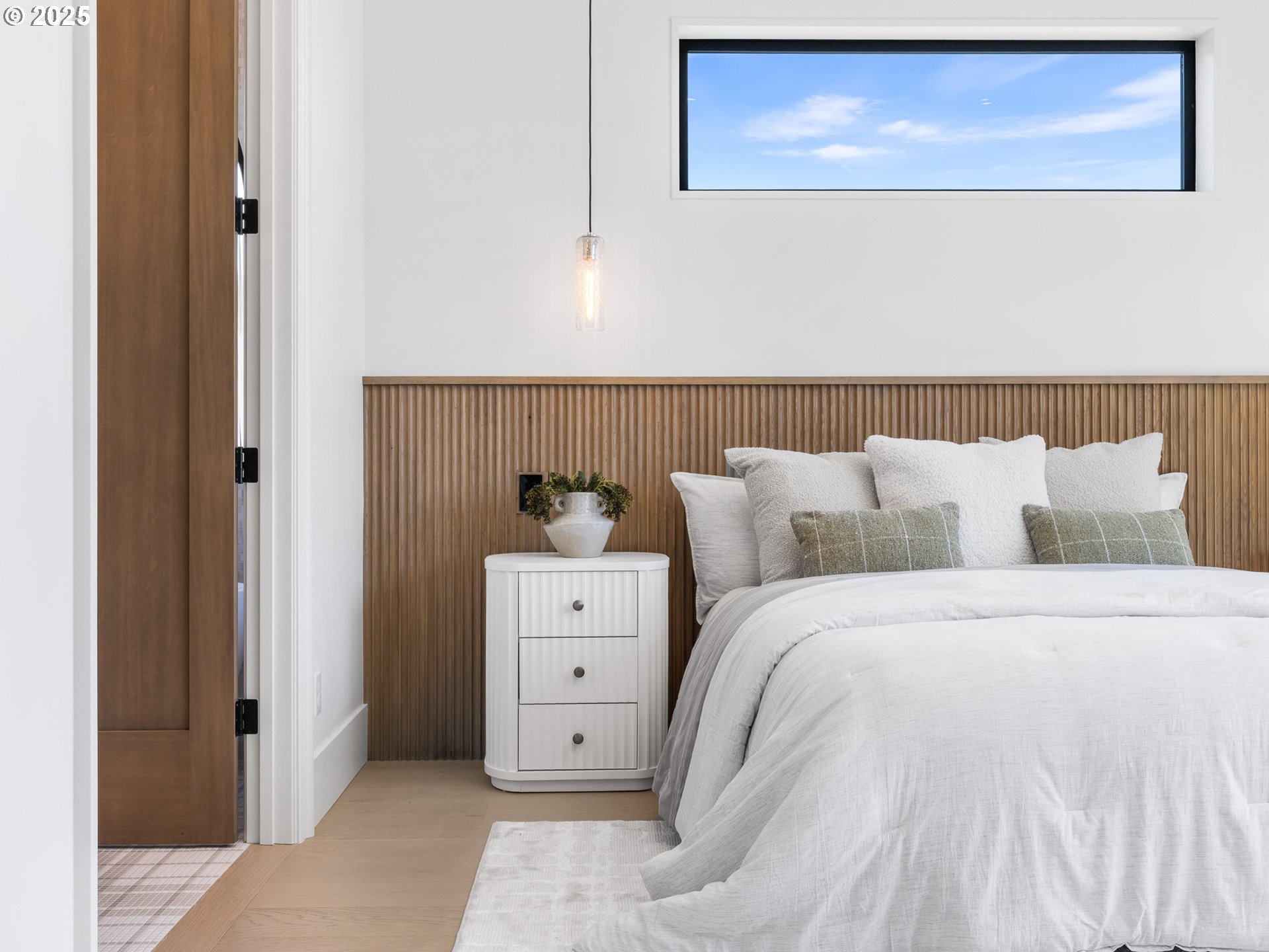 13143 SE Regency View ST