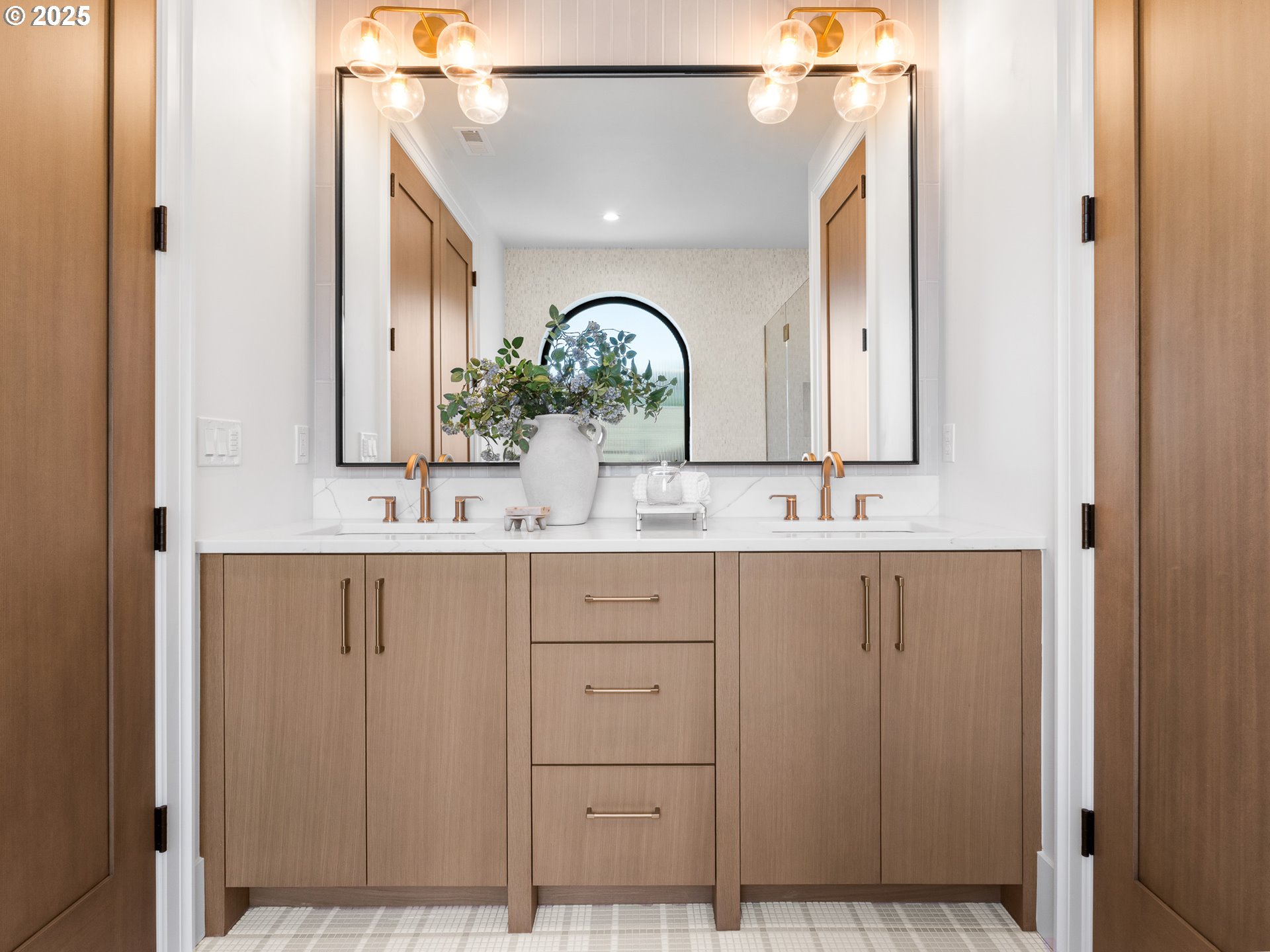 13143 SE Regency View ST