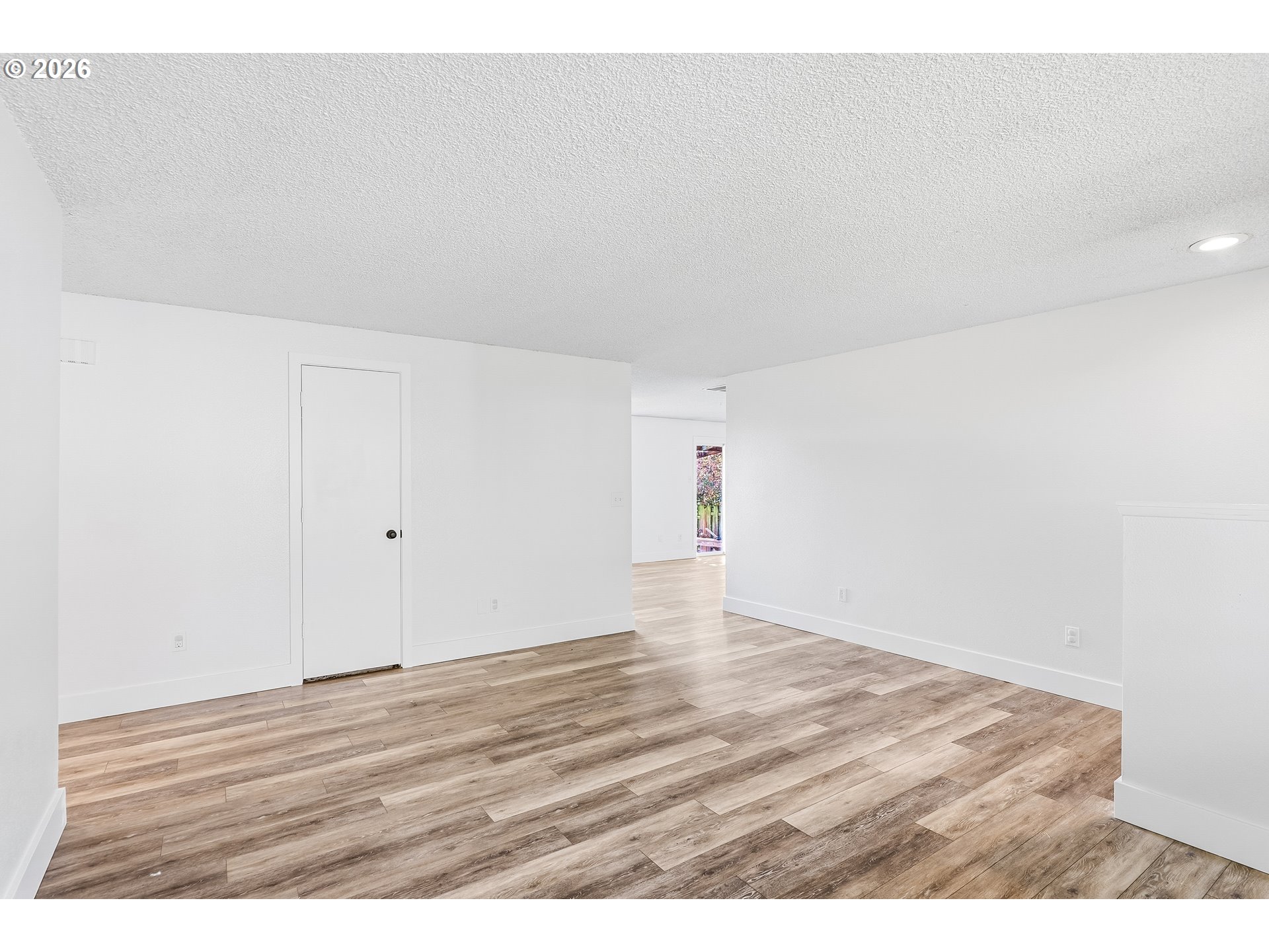 1020 SE FIR GROVE LOOP