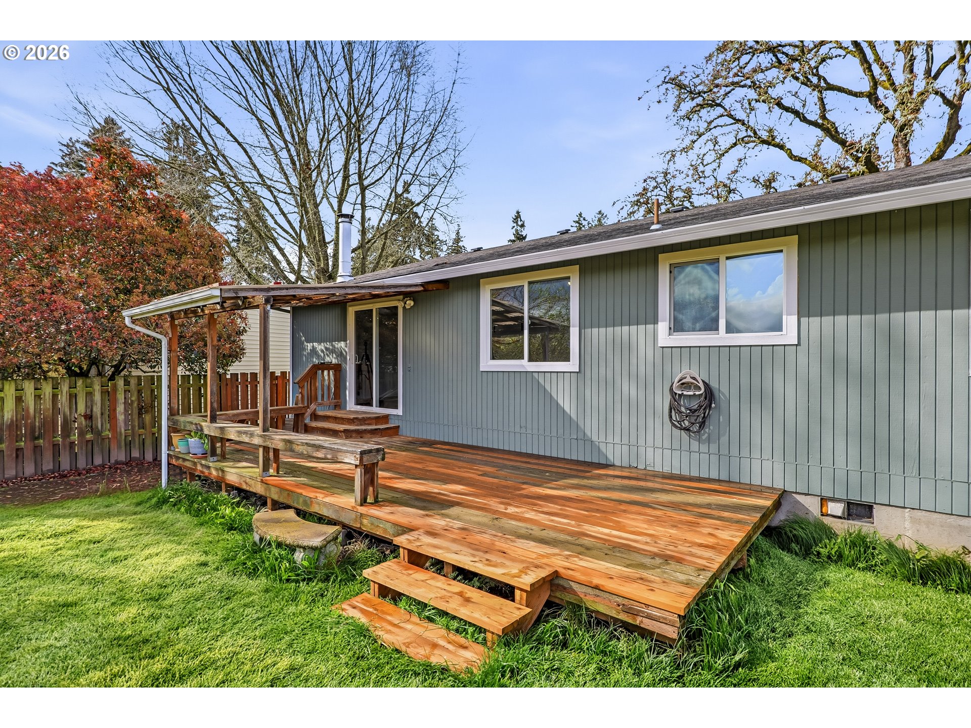 1020 SE FIR GROVE LOOP