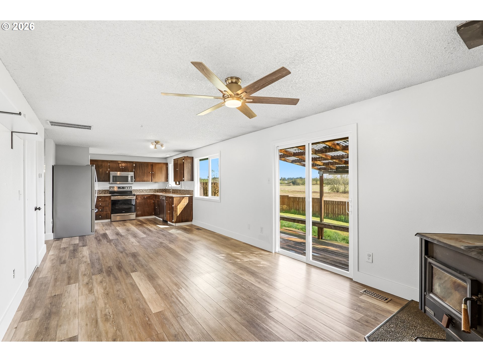 1020 SE FIR GROVE LOOP