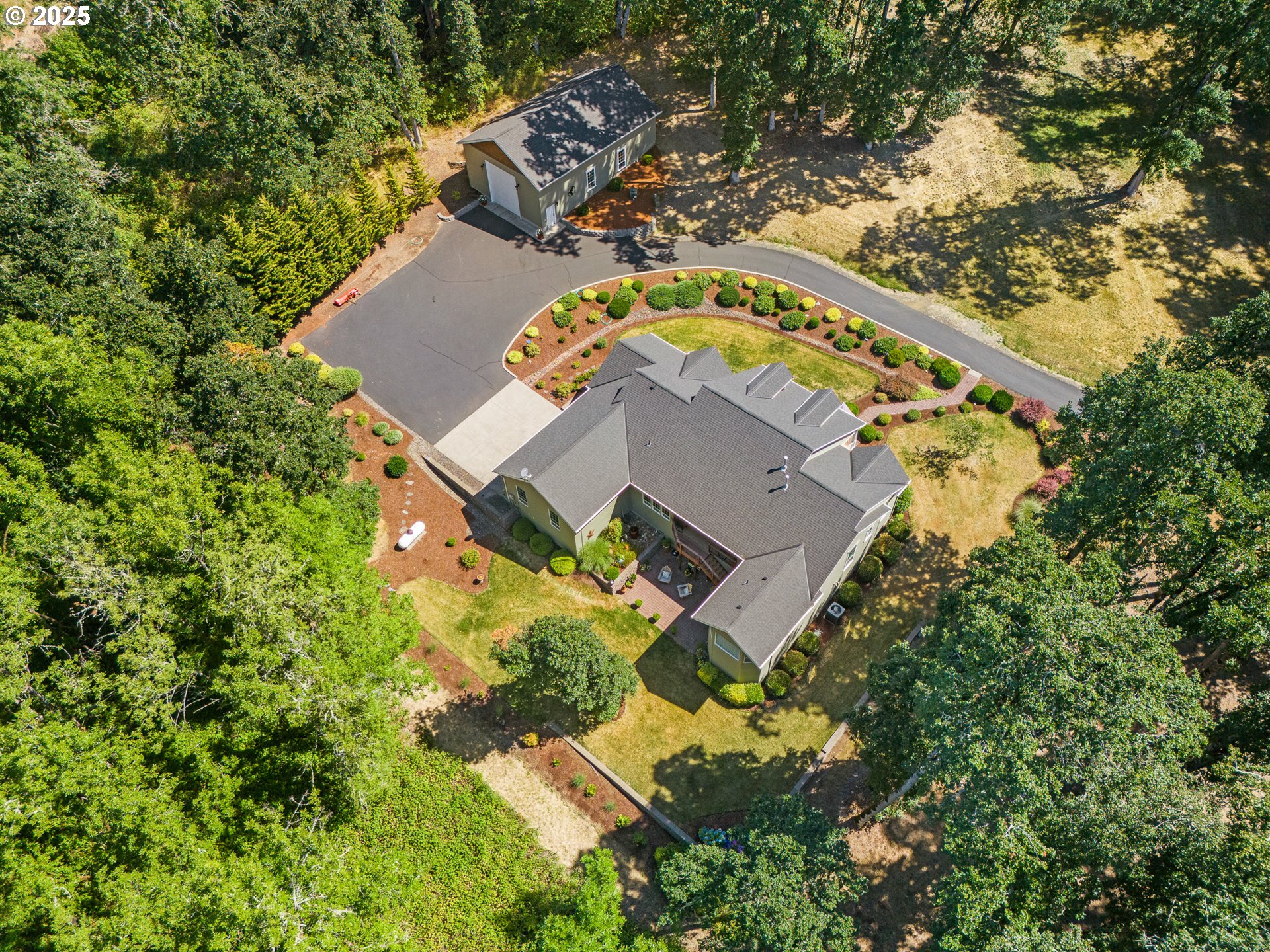 22957 SE Oakview LN, Eagle Creek