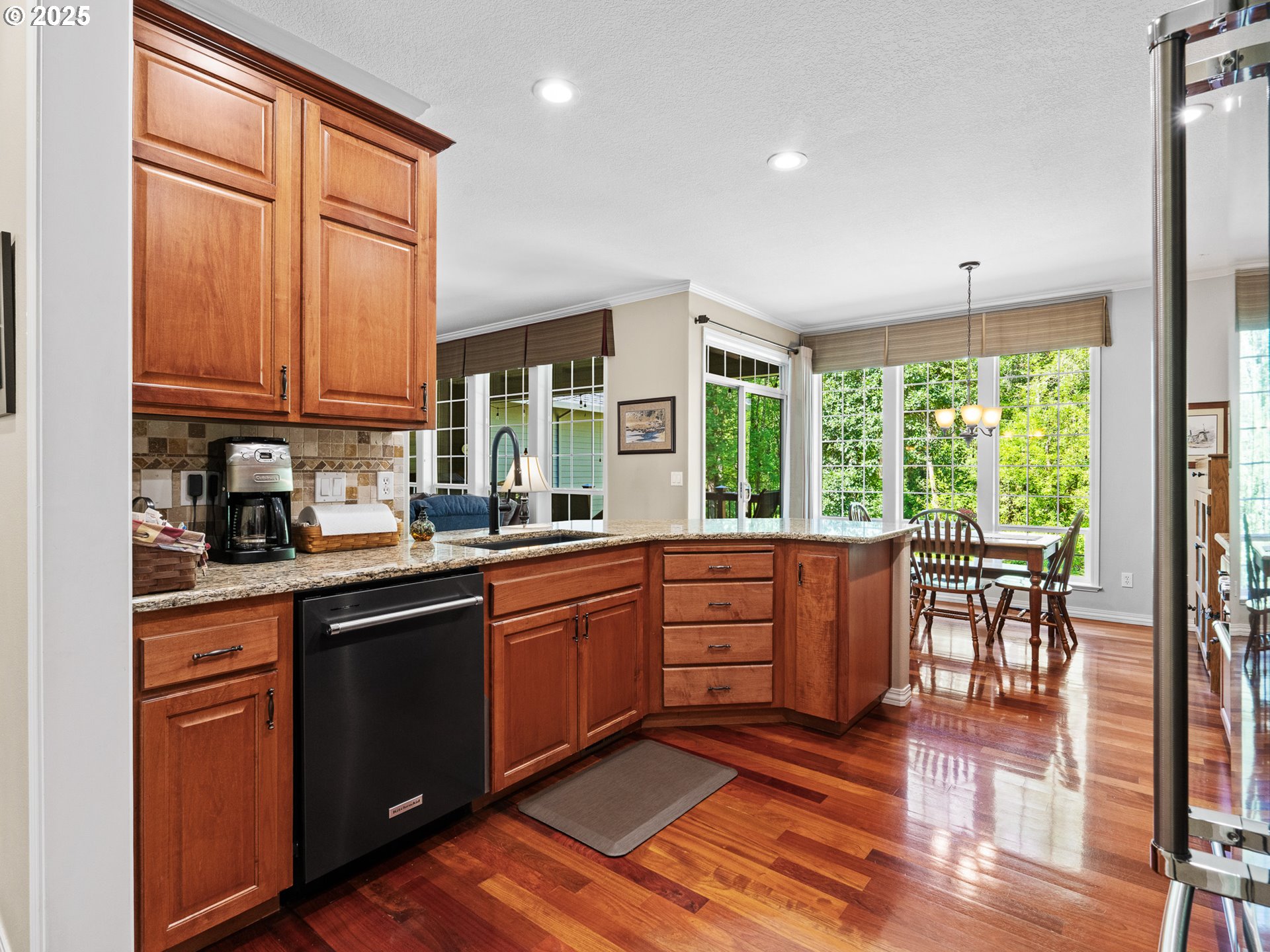 22957 SE Oakview LN, Eagle Creek