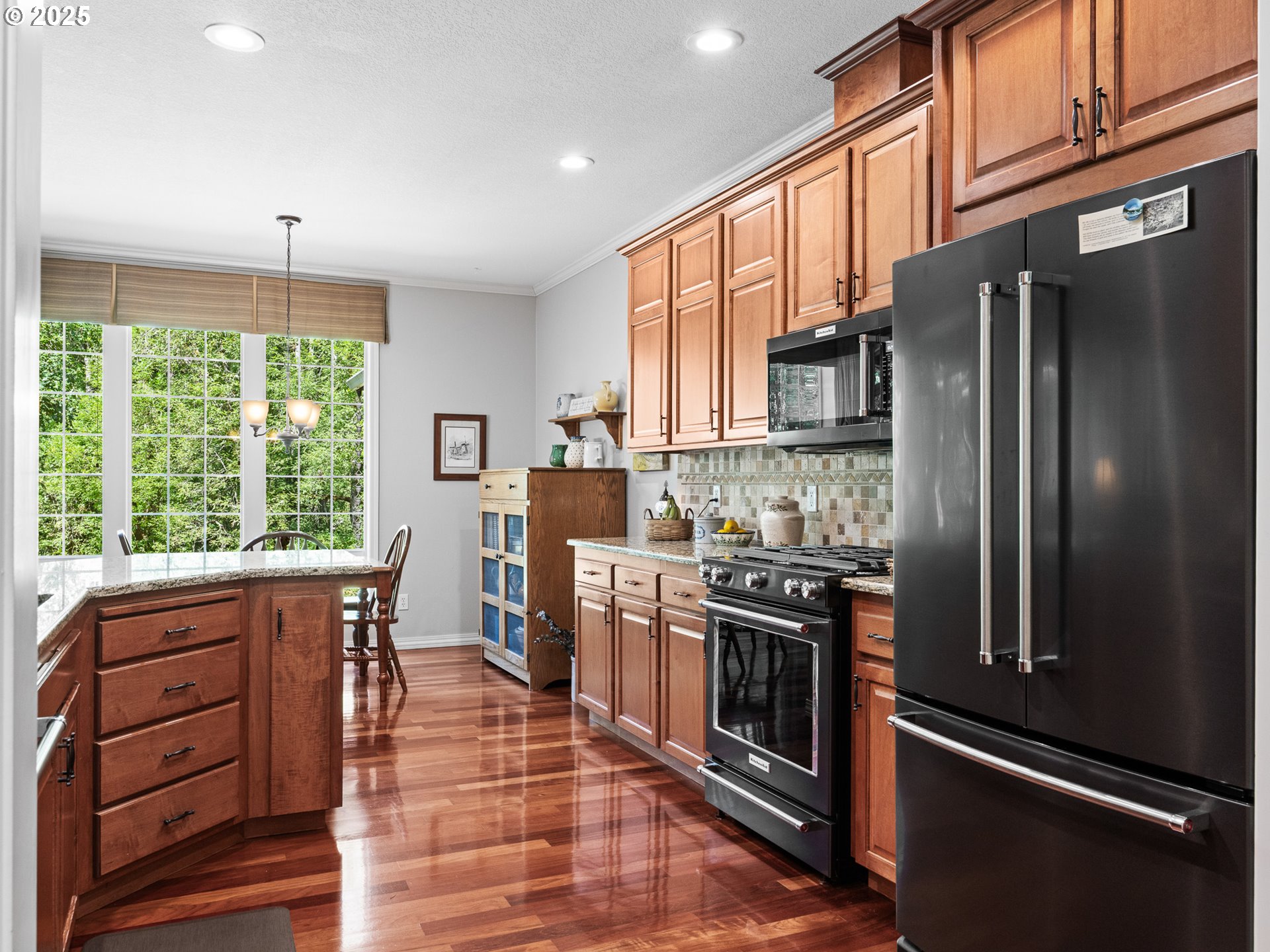 22957 SE Oakview LN, Eagle Creek