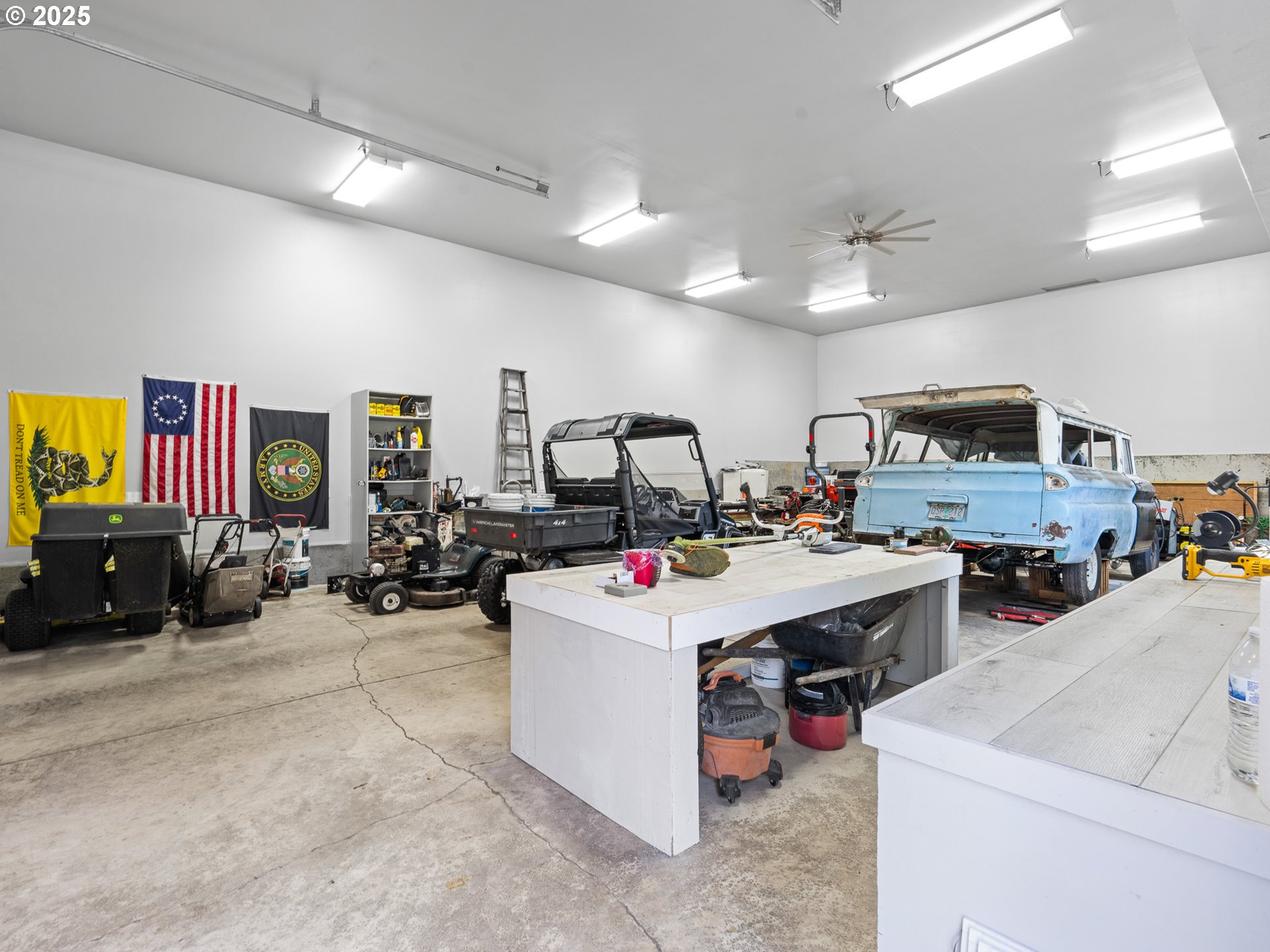 22957 SE Oakview LN, Eagle Creek