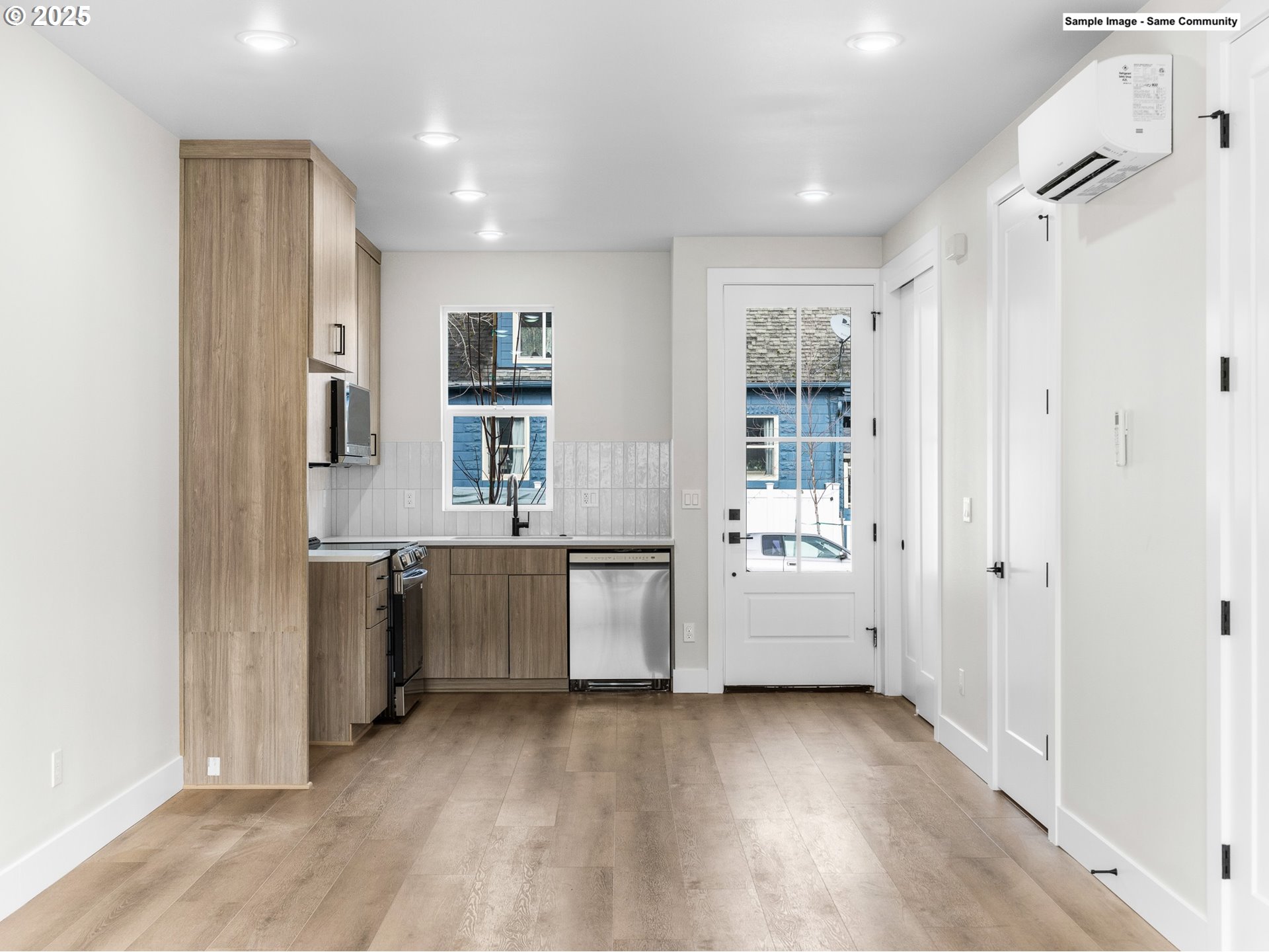 5008 N Houghton ST 3