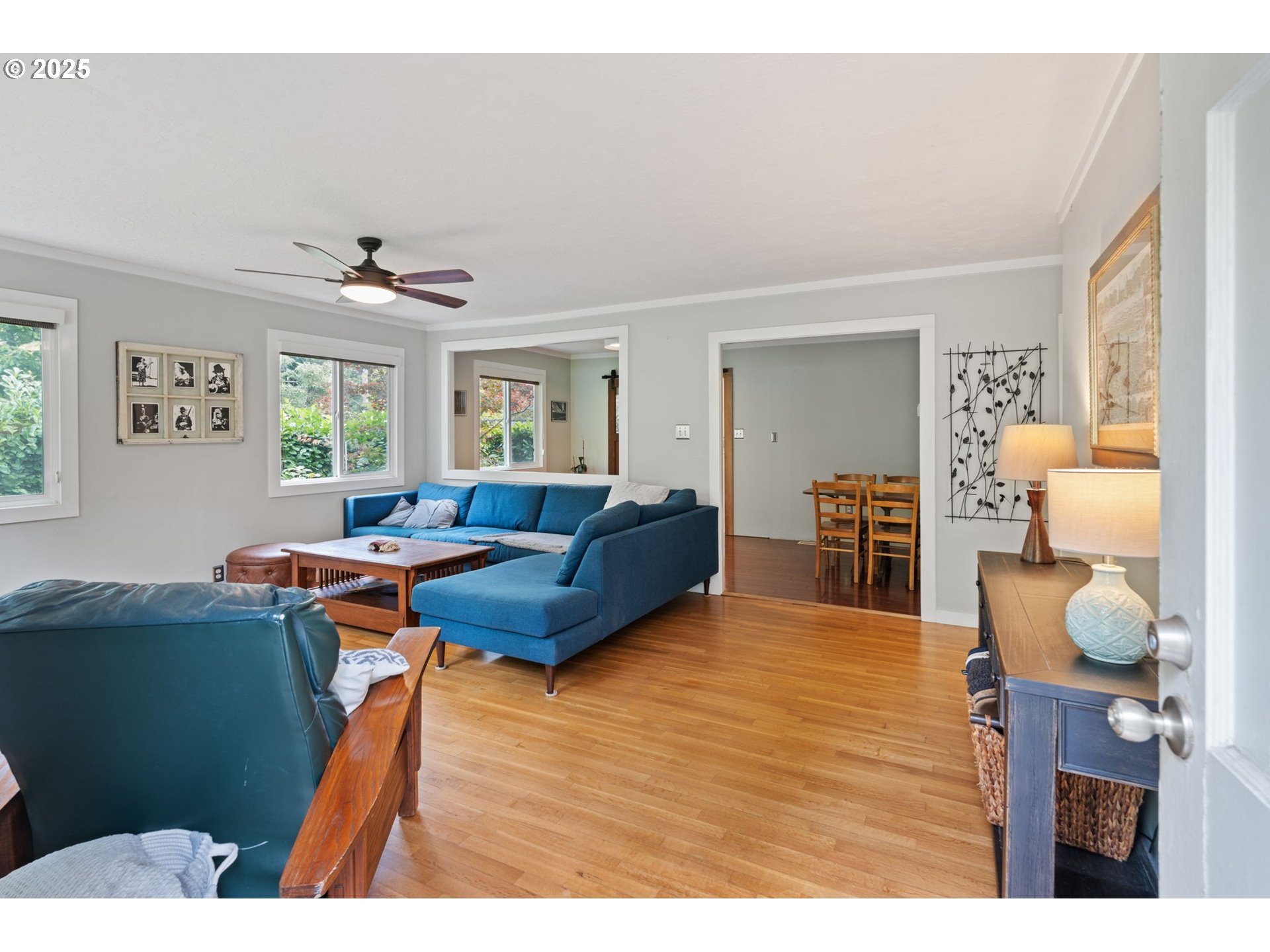 9342 N SAINT JOHNS AVE