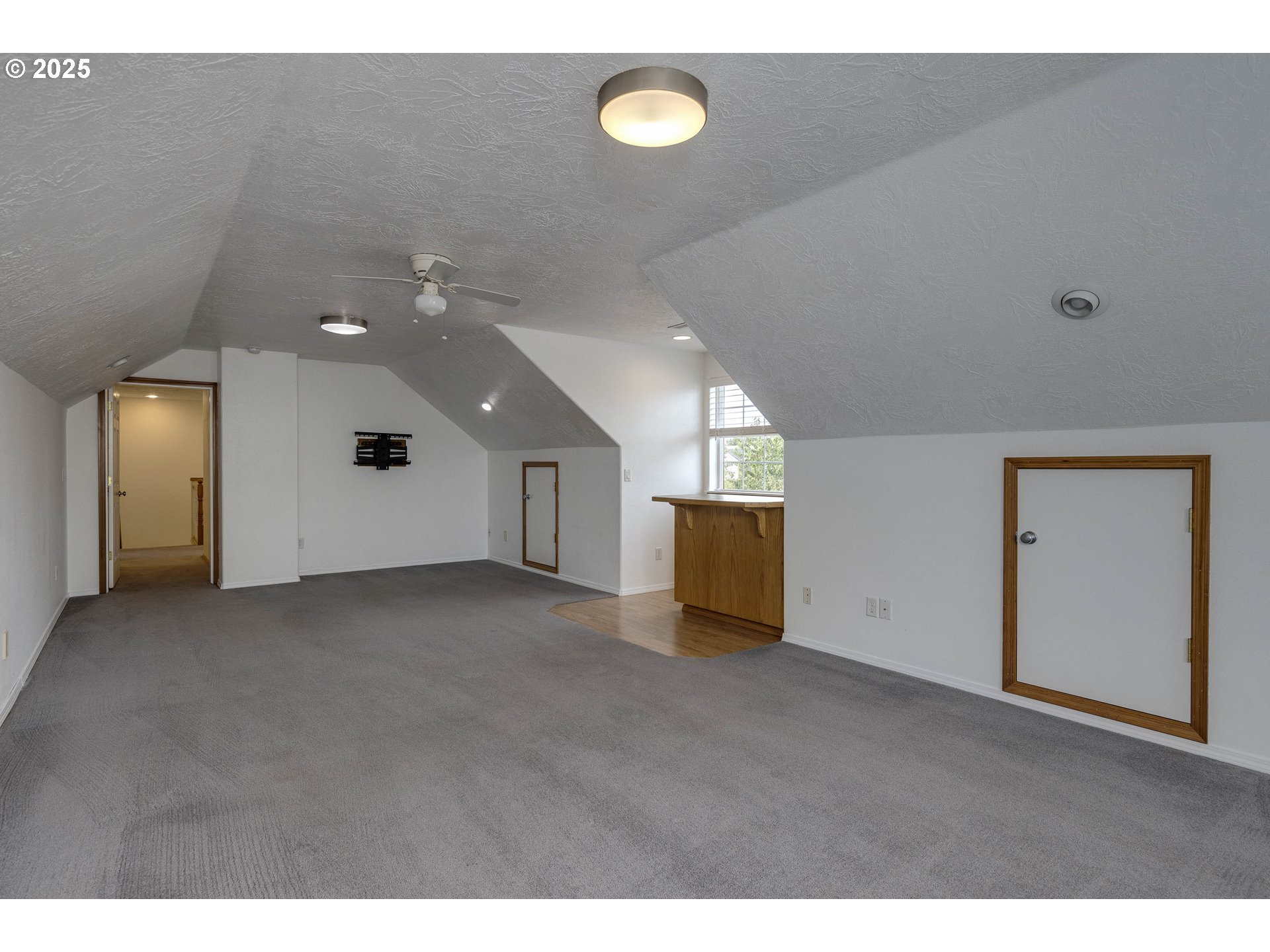 2390 NW GRENFELL LOOP, McMinnville