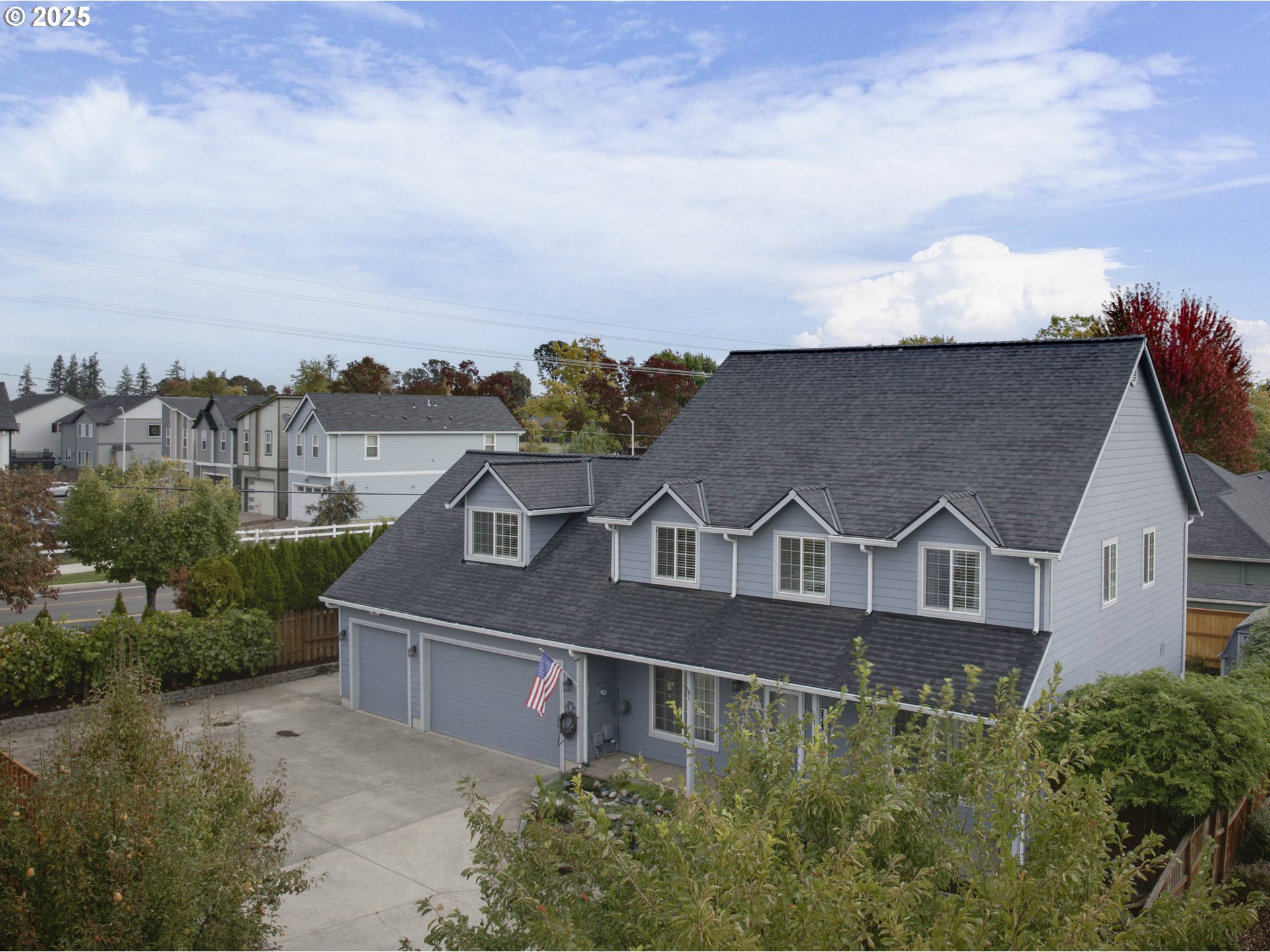 2390 NW GRENFELL LOOP, McMinnville