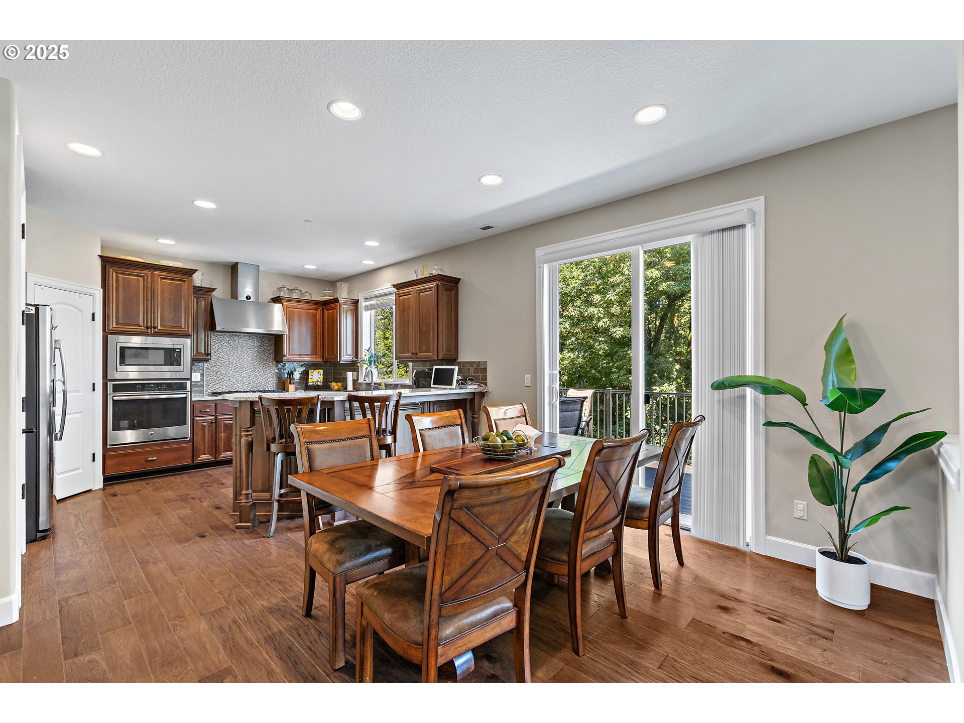 3096 NW PARKHURST TER, Portland