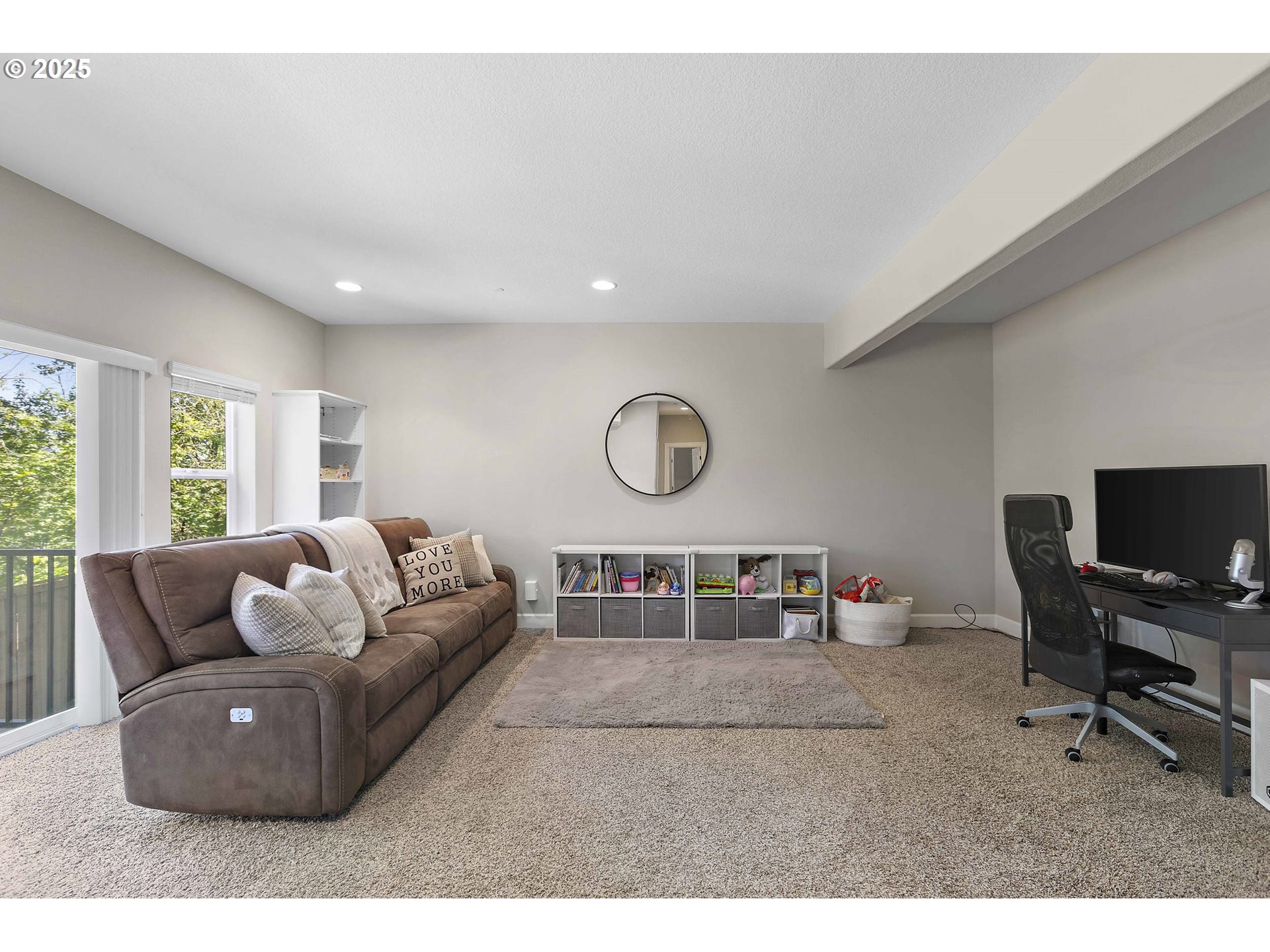 3096 NW PARKHURST TER, Portland