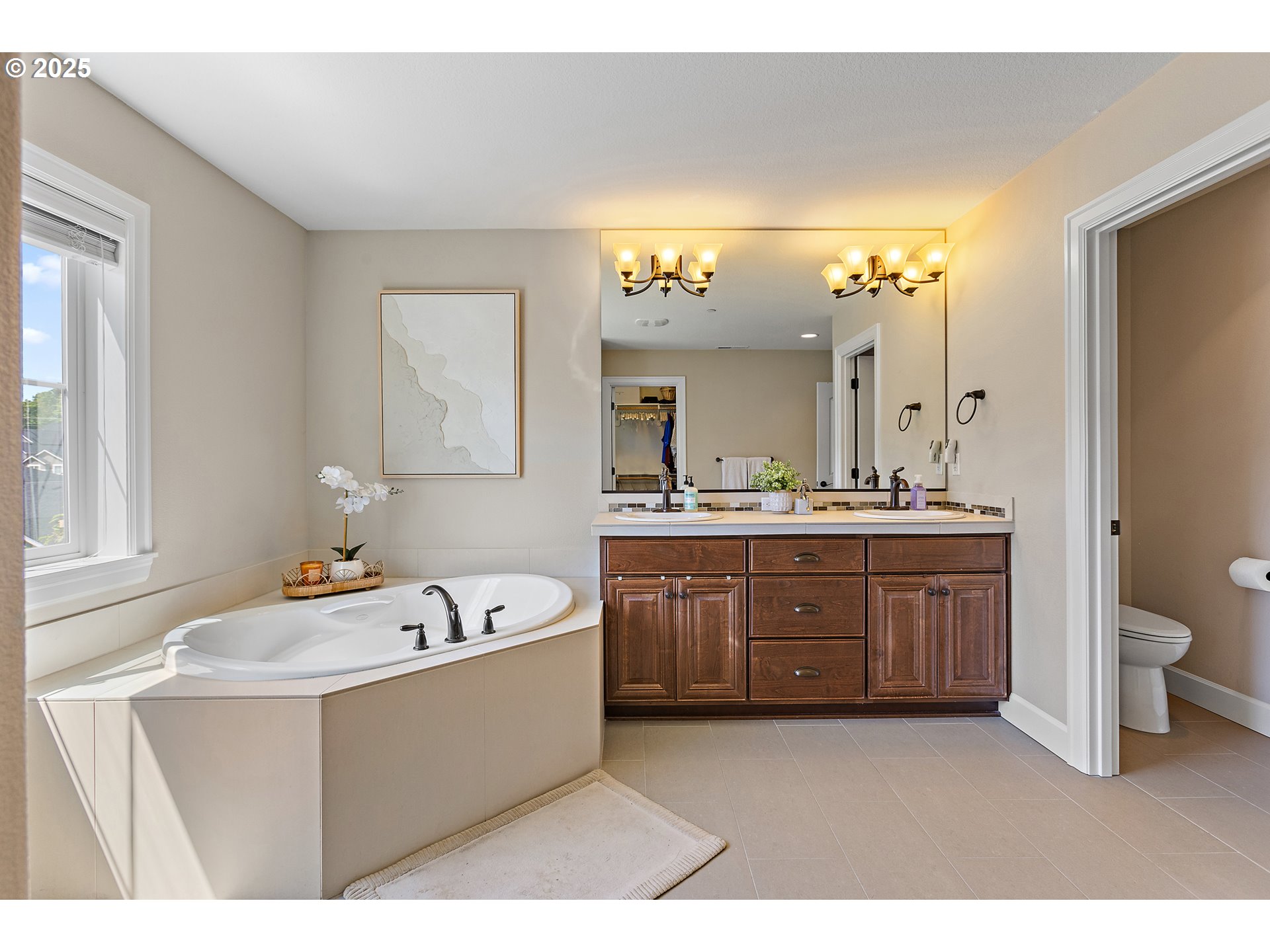 3096 NW PARKHURST TER, Portland