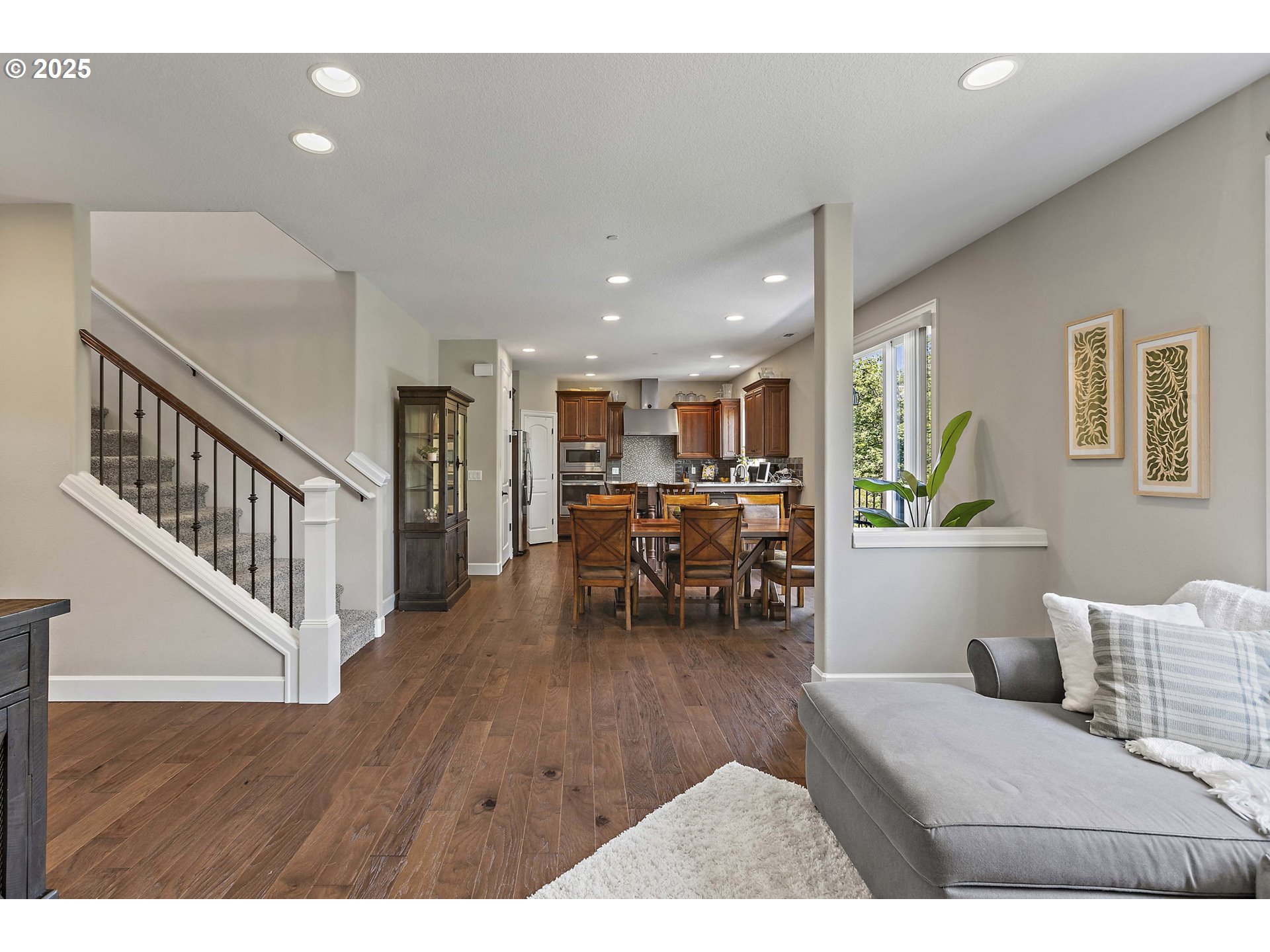 3096 NW PARKHURST TER, Portland