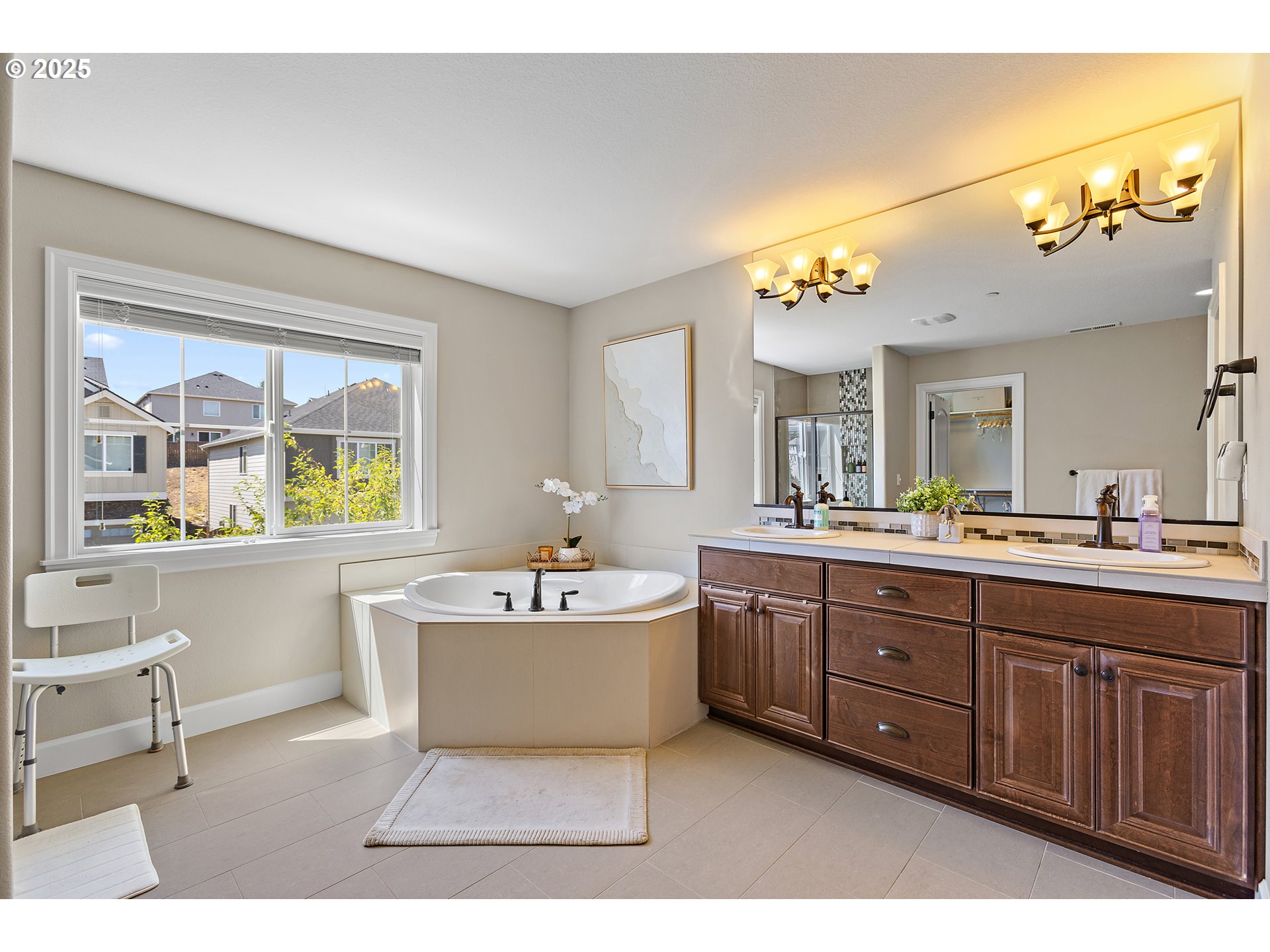 3096 NW PARKHURST TER, Portland