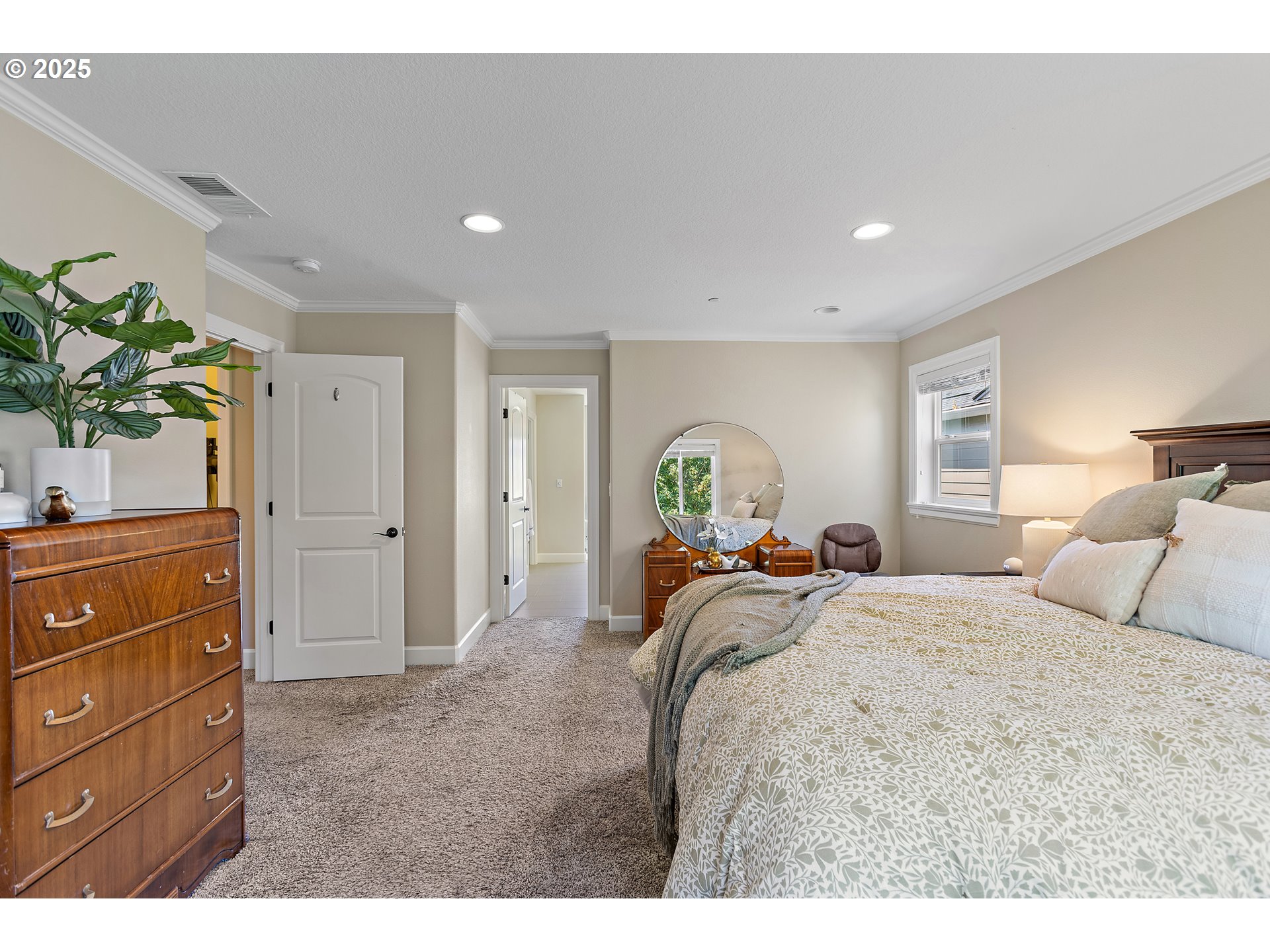 3096 NW PARKHURST TER, Portland