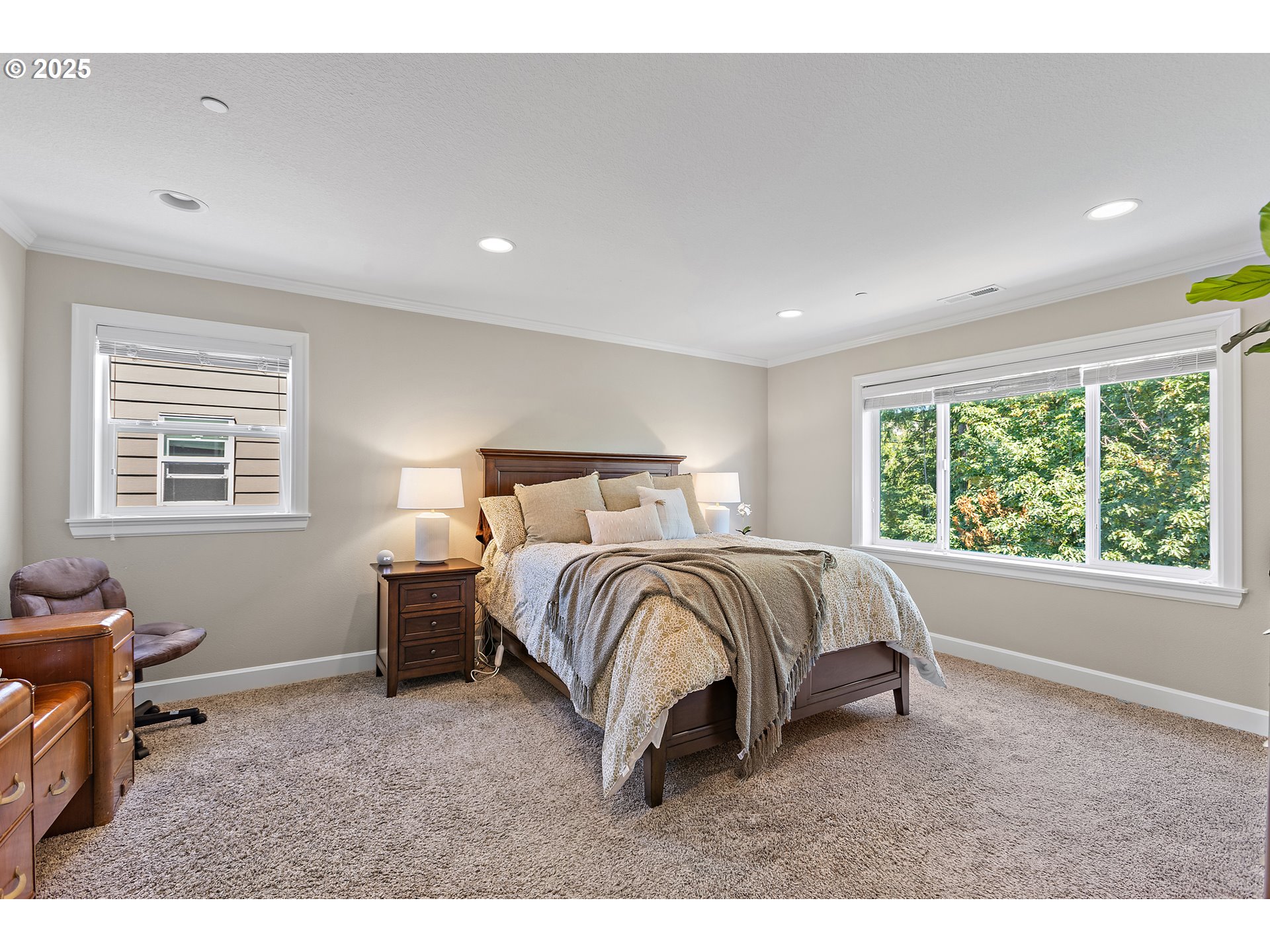 3096 NW PARKHURST TER, Portland