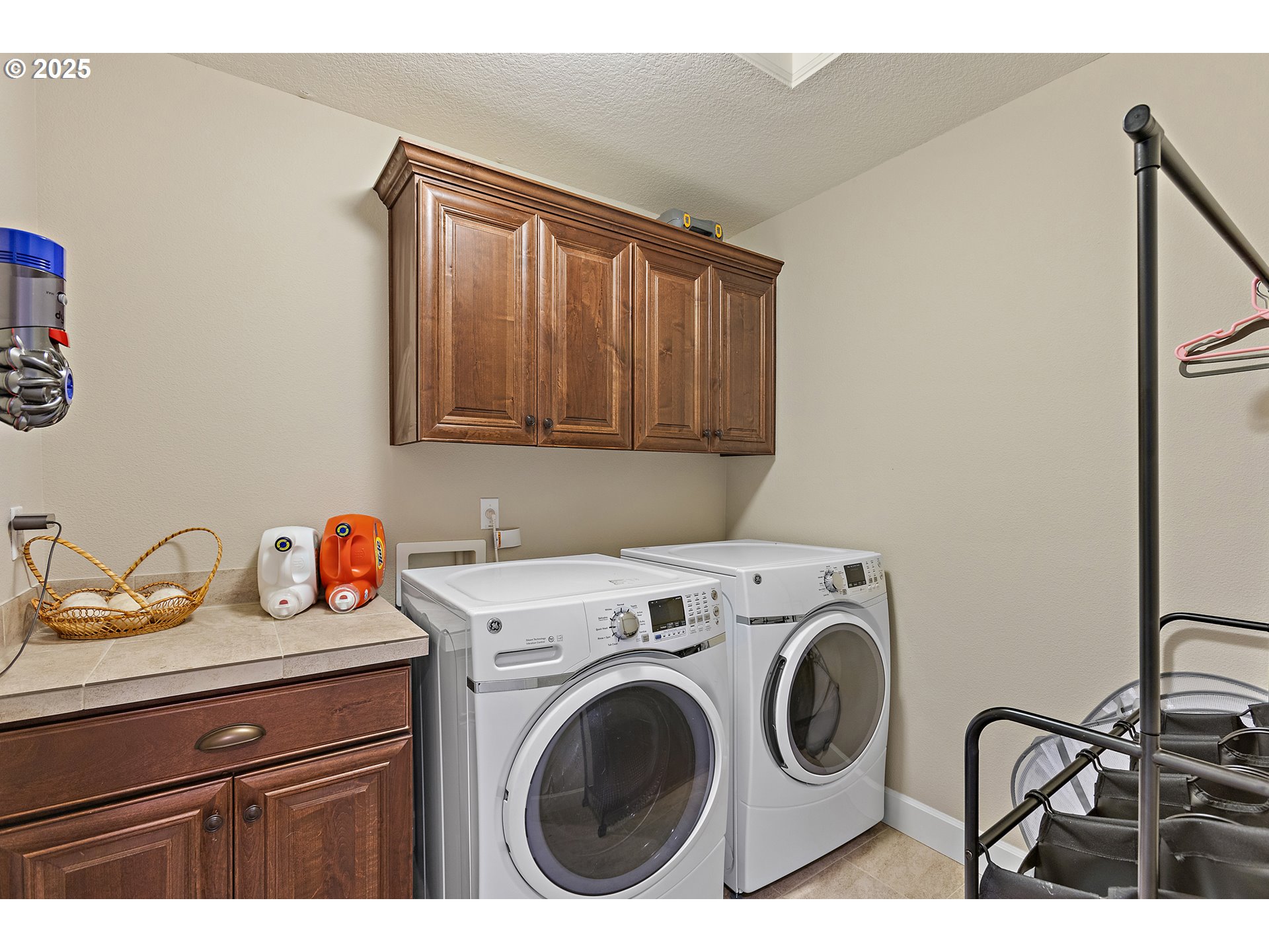 3096 NW PARKHURST TER, Portland