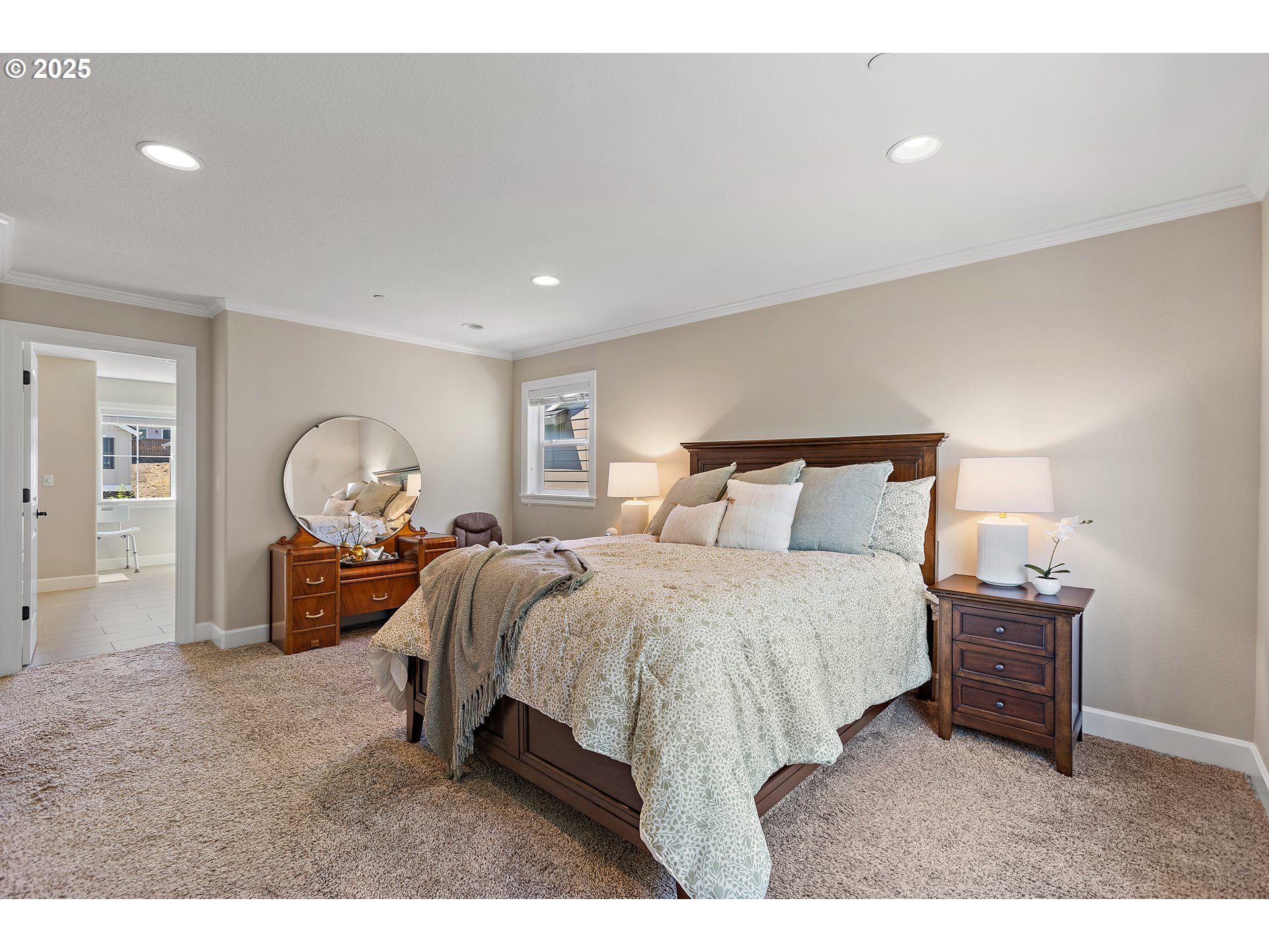 3096 NW PARKHURST TER, Portland