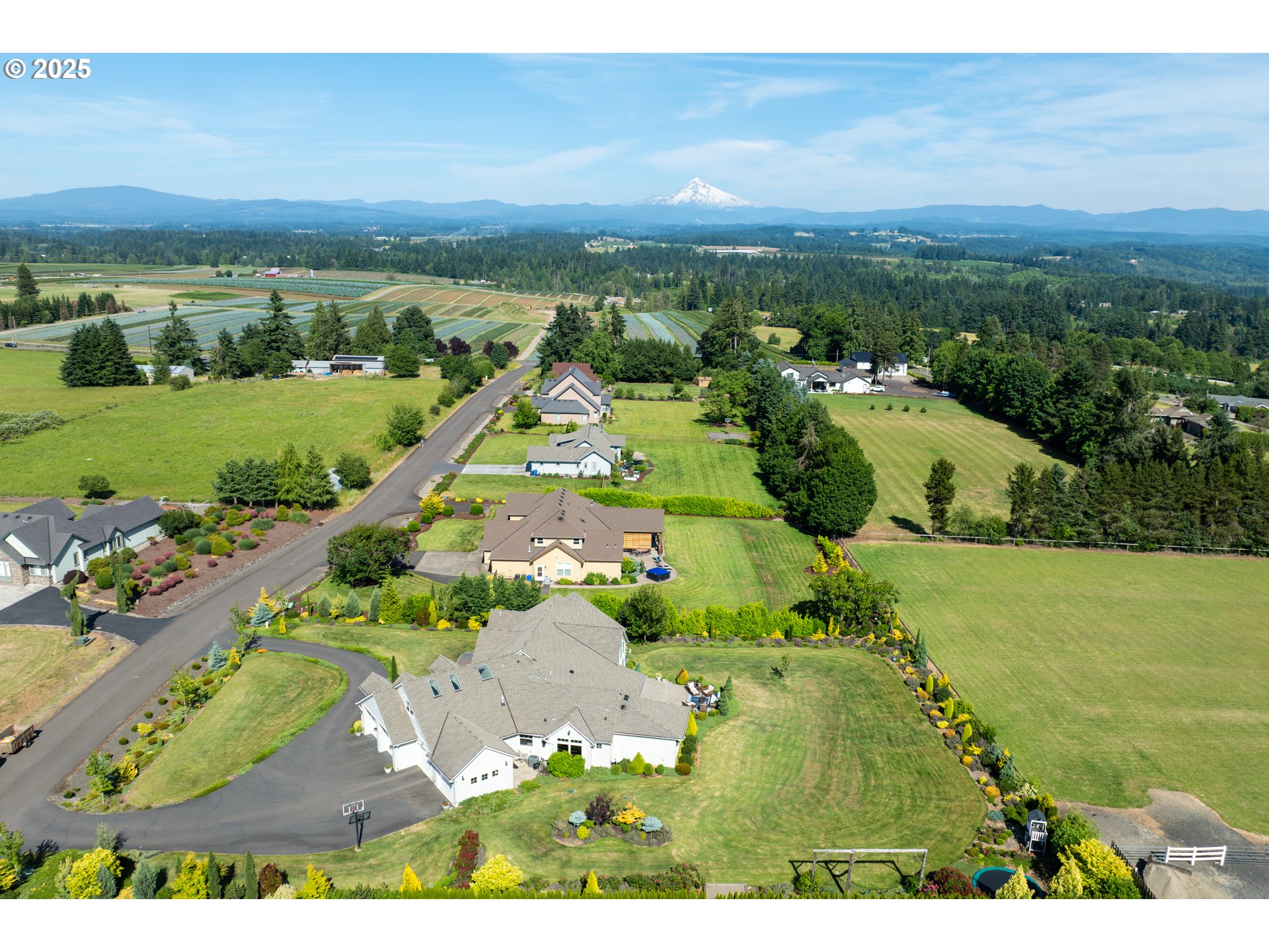 22796 SE GEORGIA LEE LN