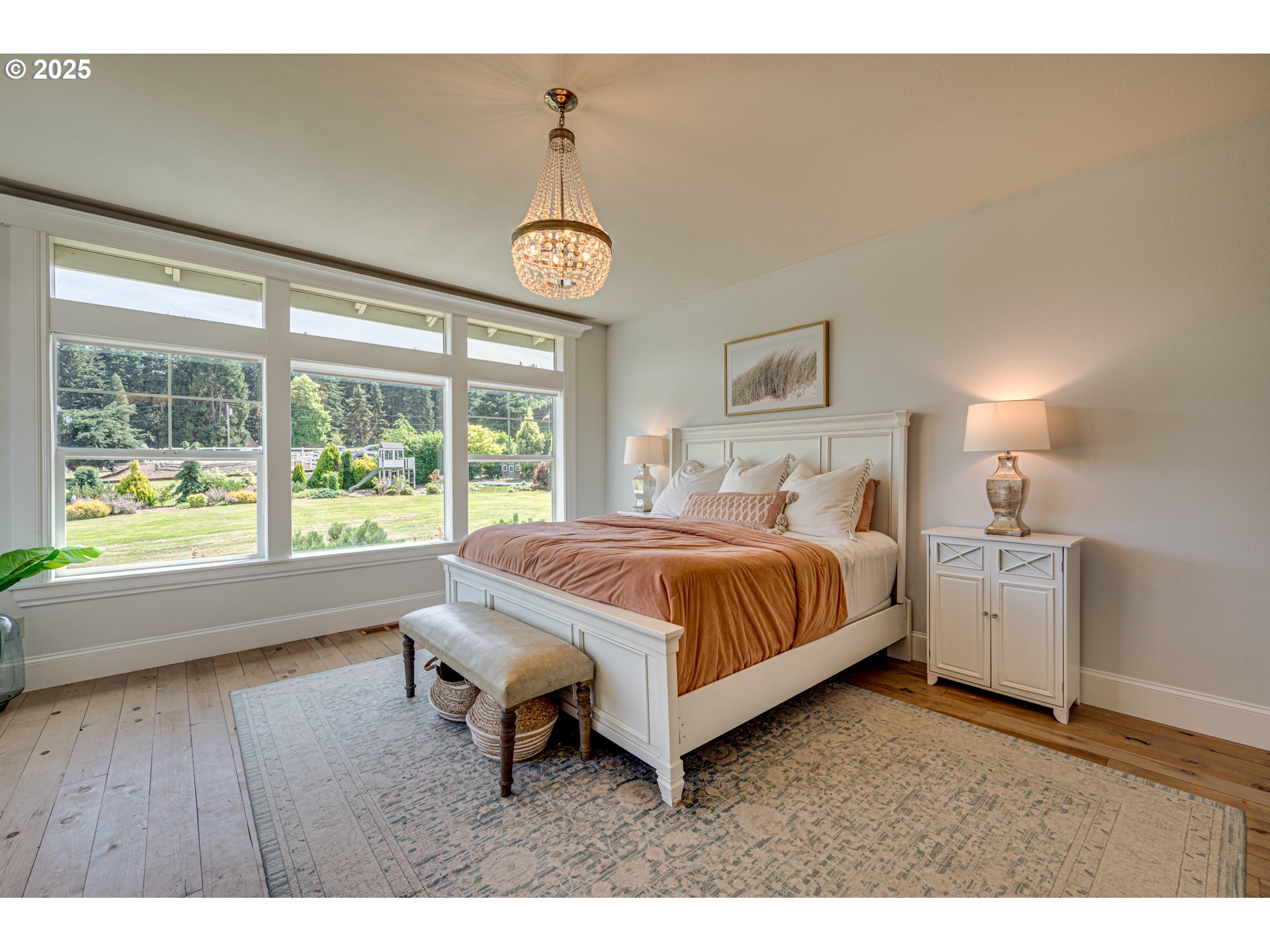 22796 SE GEORGIA LEE LN