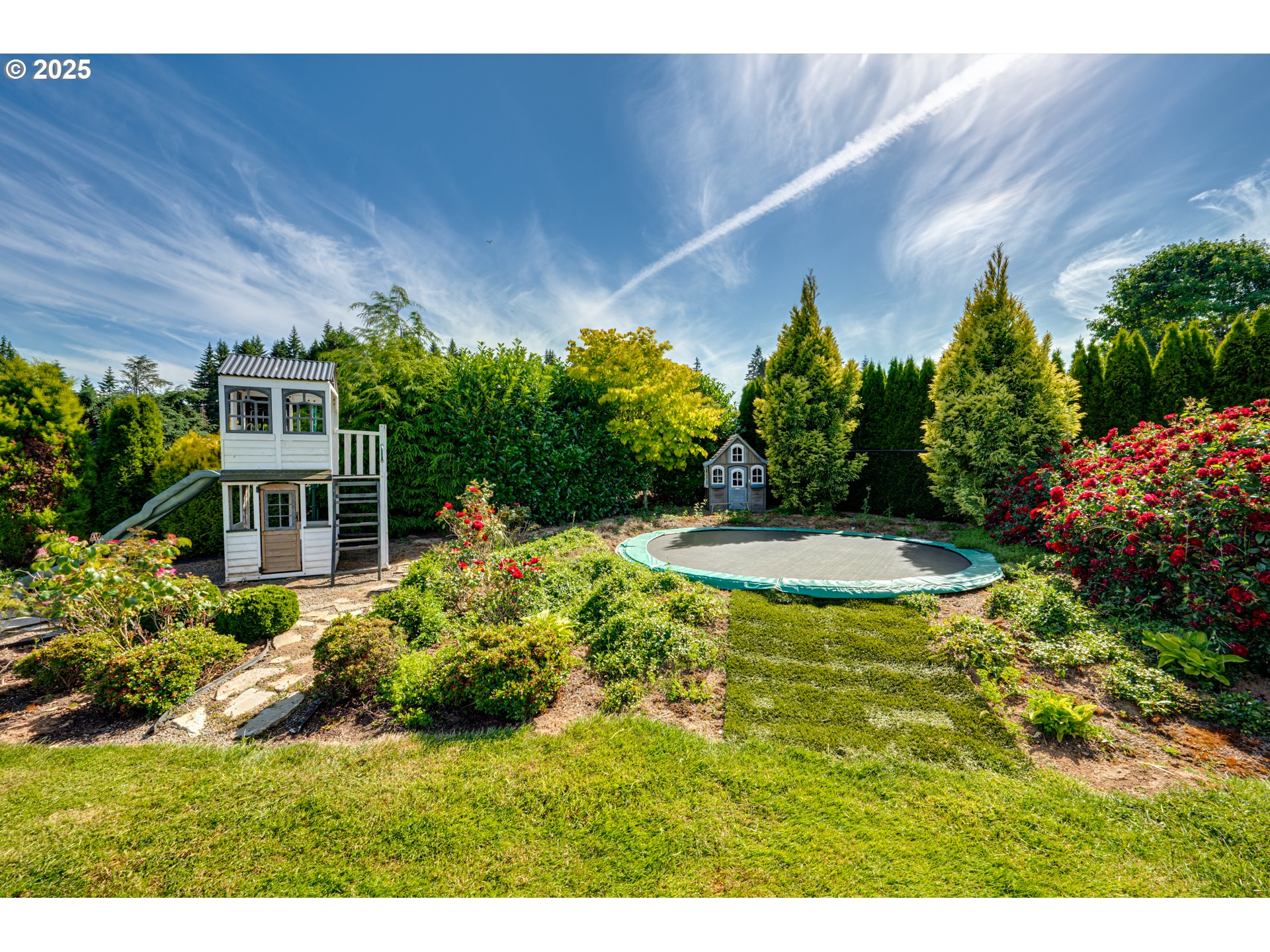 22796 SE GEORGIA LEE LN