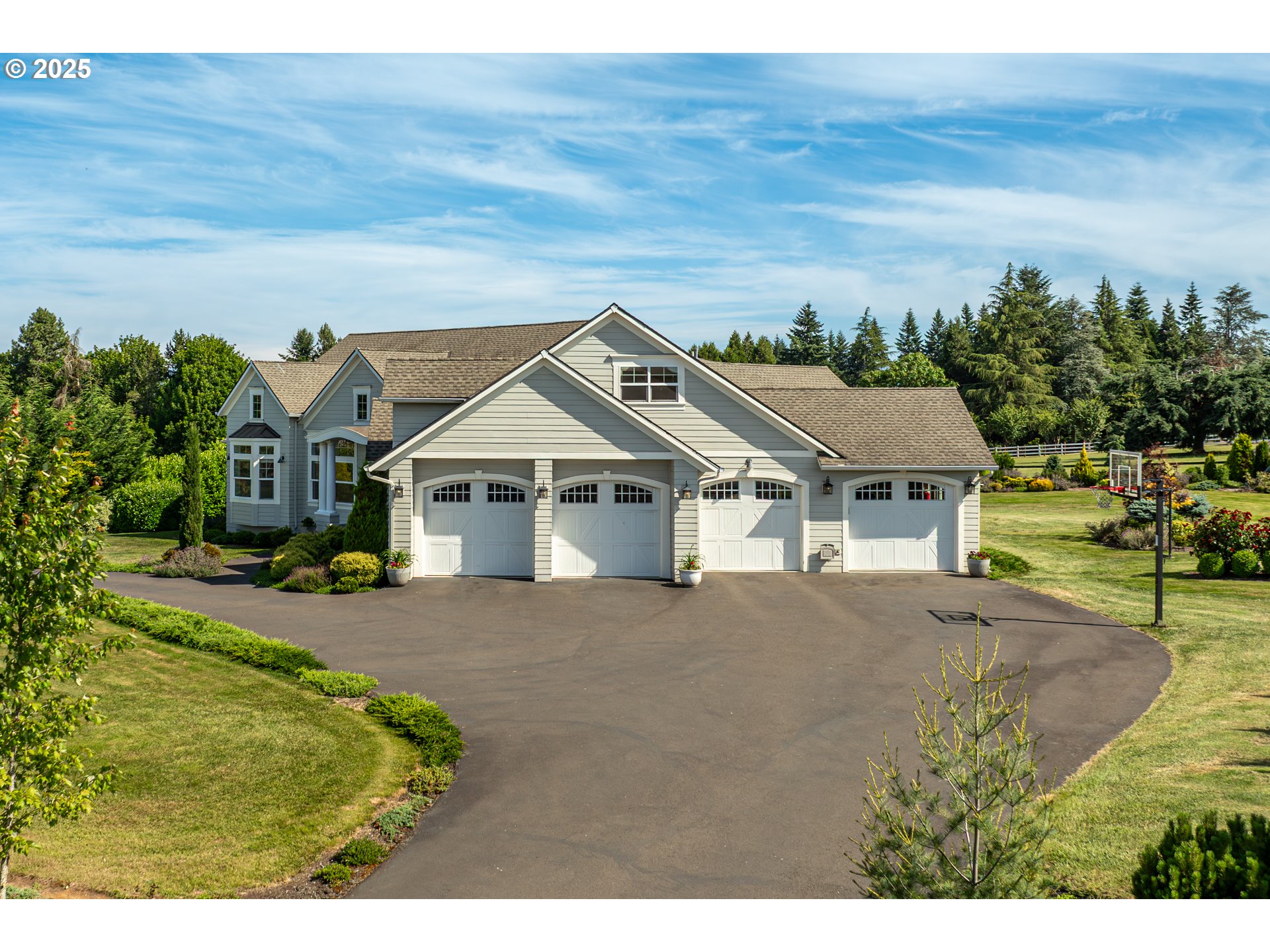 22796 SE GEORGIA LEE LN