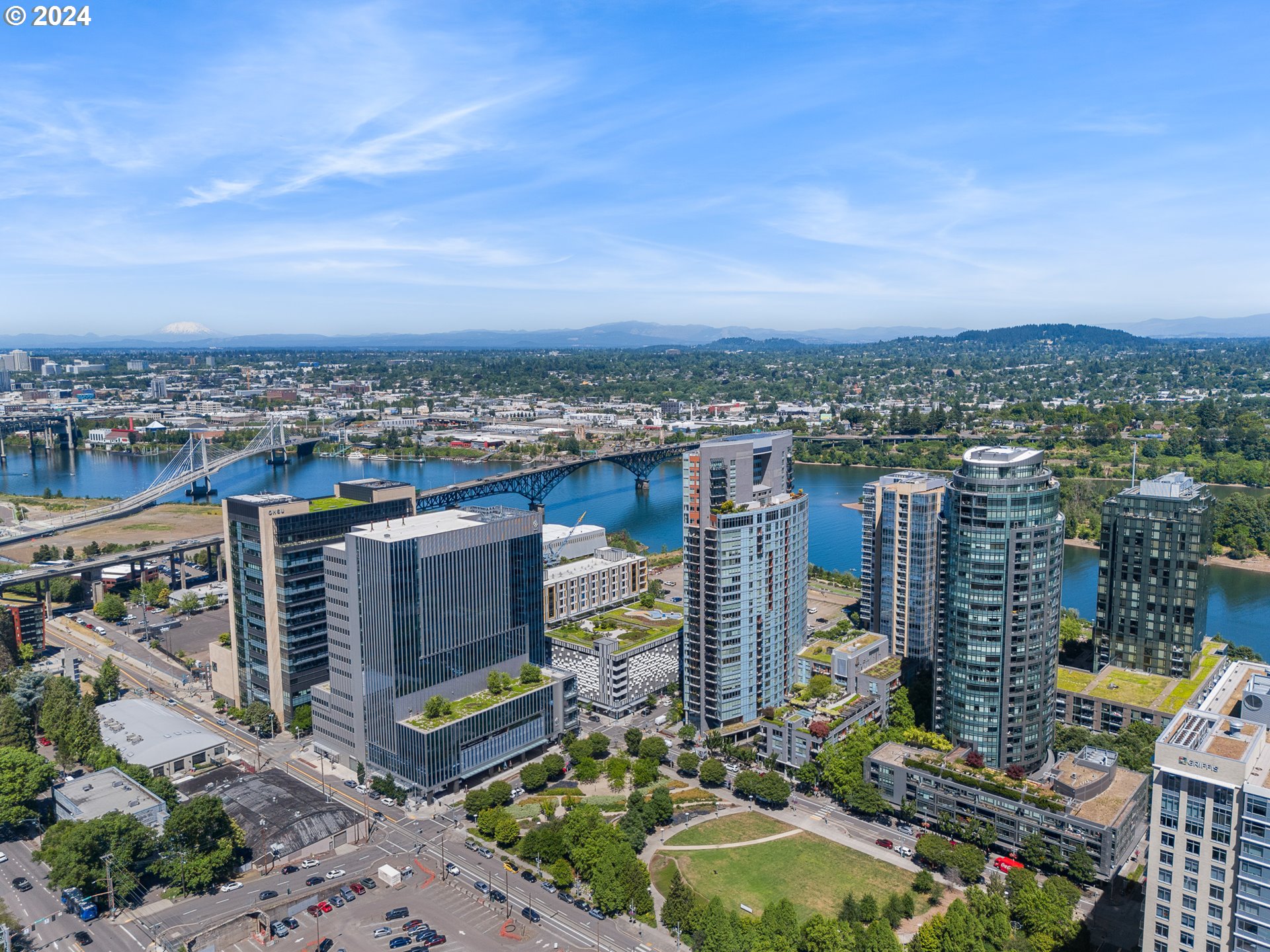 3727 S Hood AVE, Portland