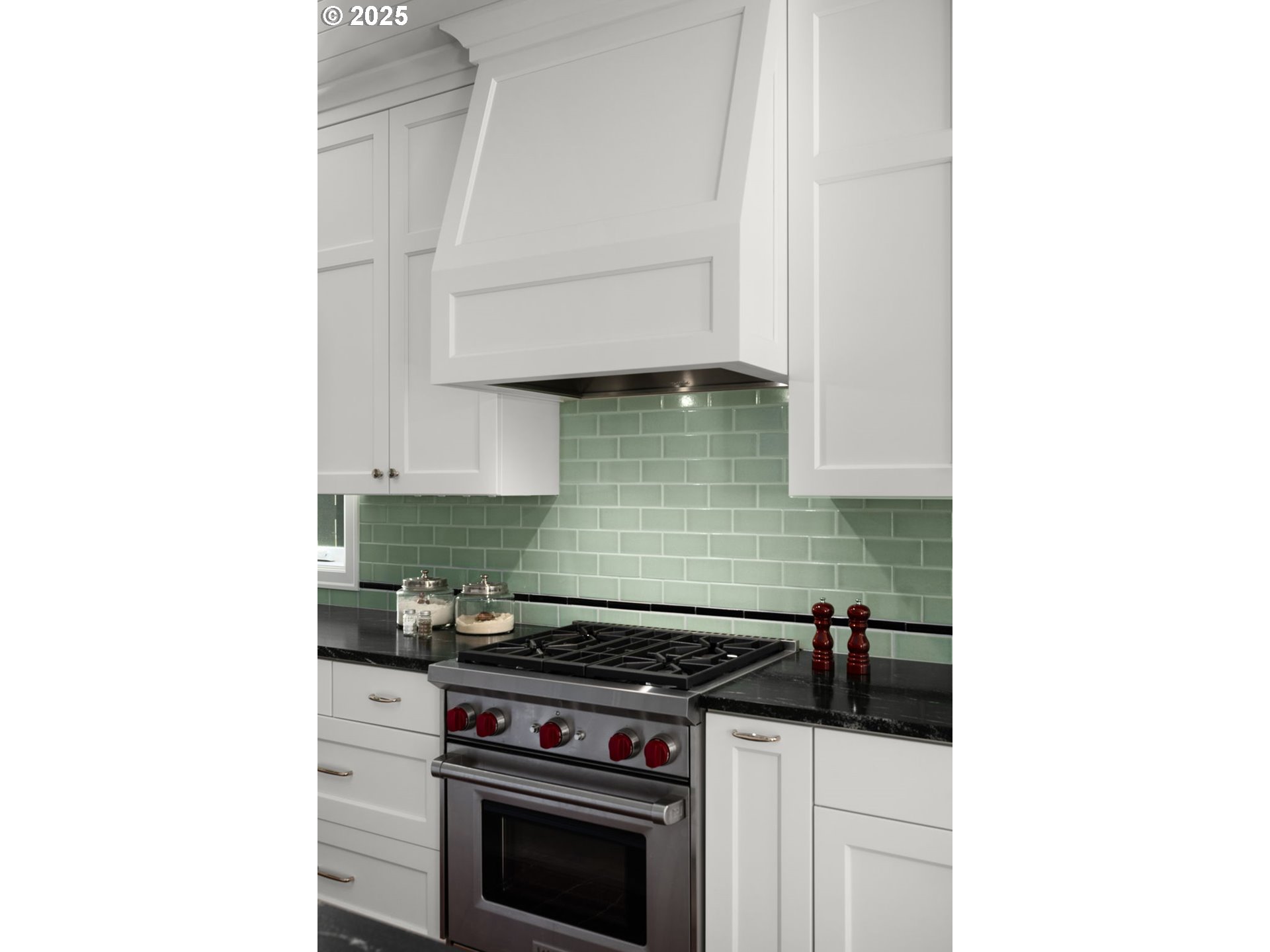 330 6TH ST, Lake Oswego