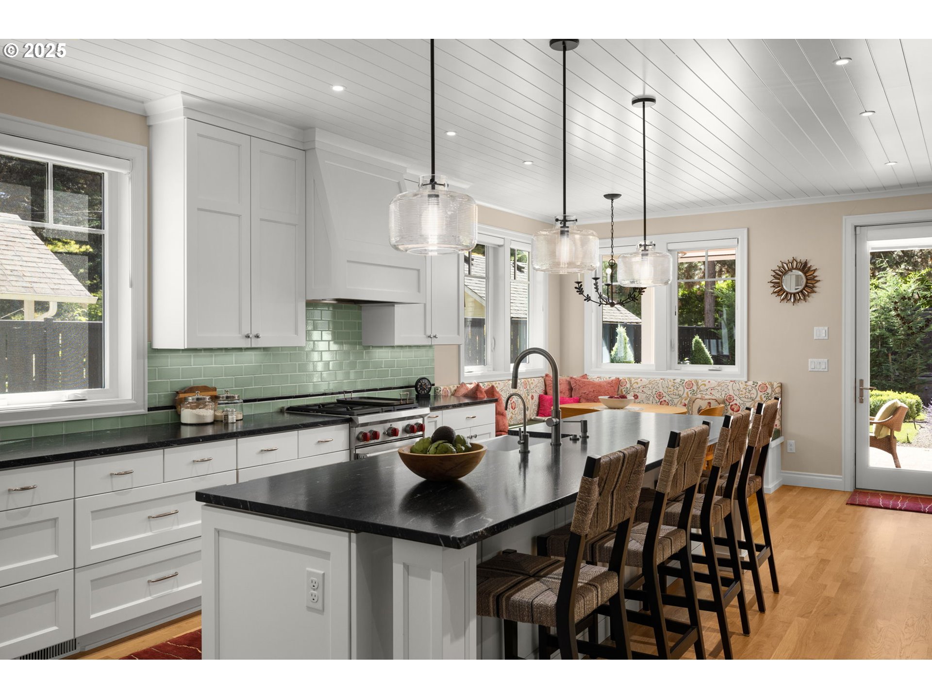 330 6TH ST, Lake Oswego