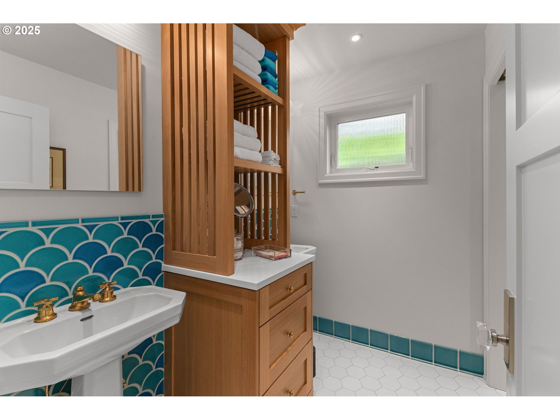 330 6TH ST, Lake Oswego