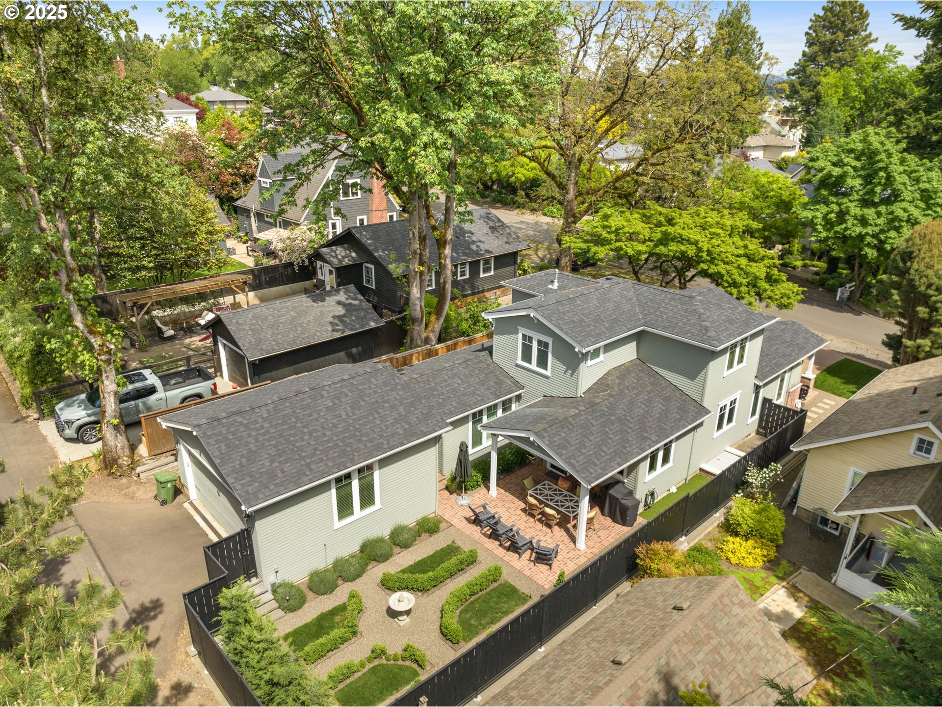 330 6TH ST, Lake Oswego