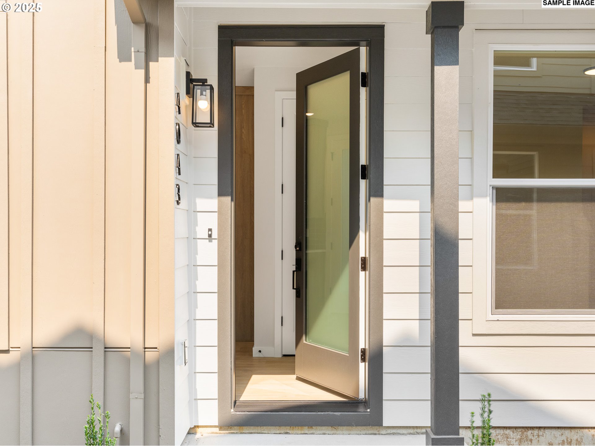 4043 SE 115th AVE, Portland