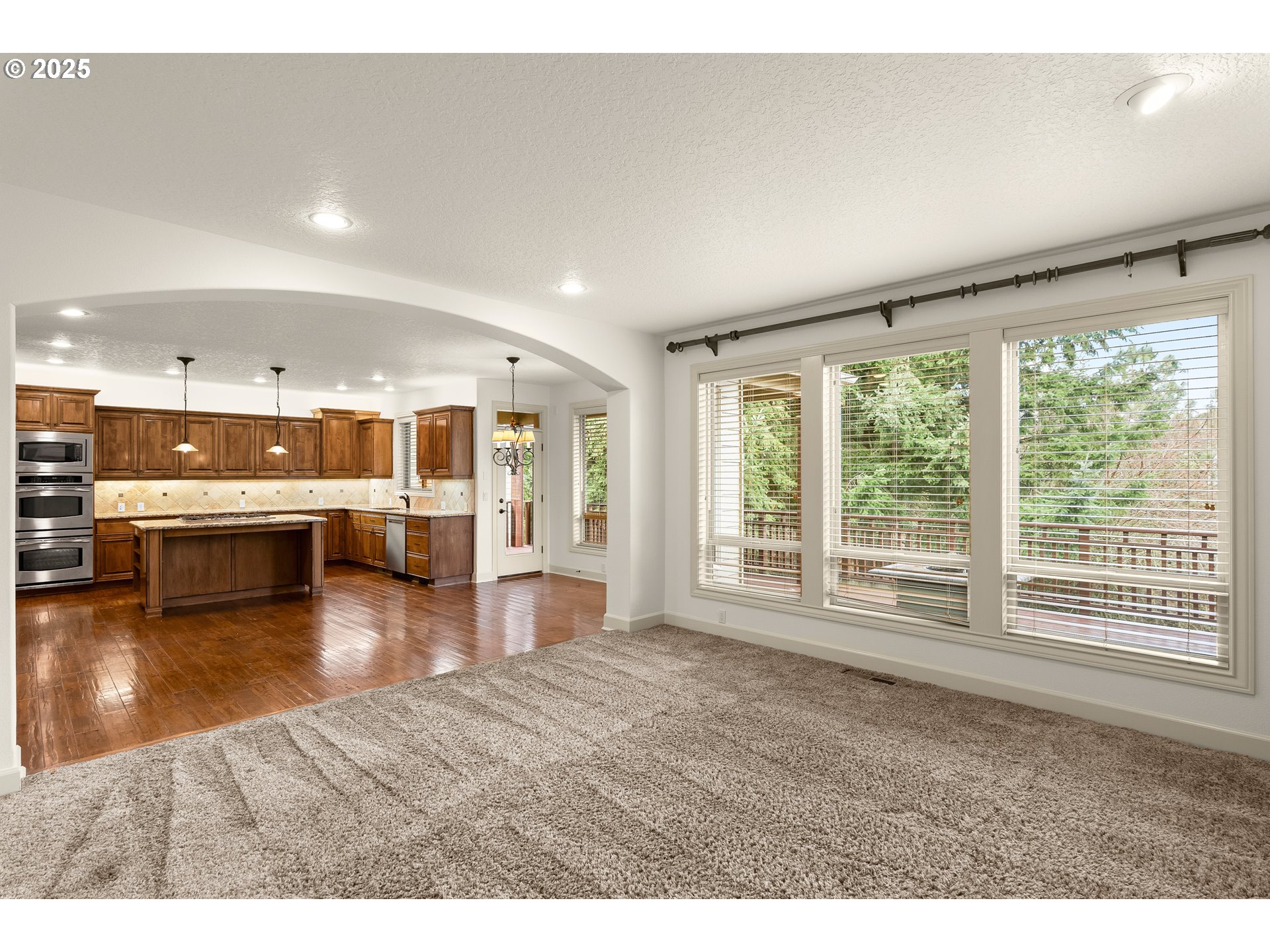 16998 SW RICHEN PARK CIR