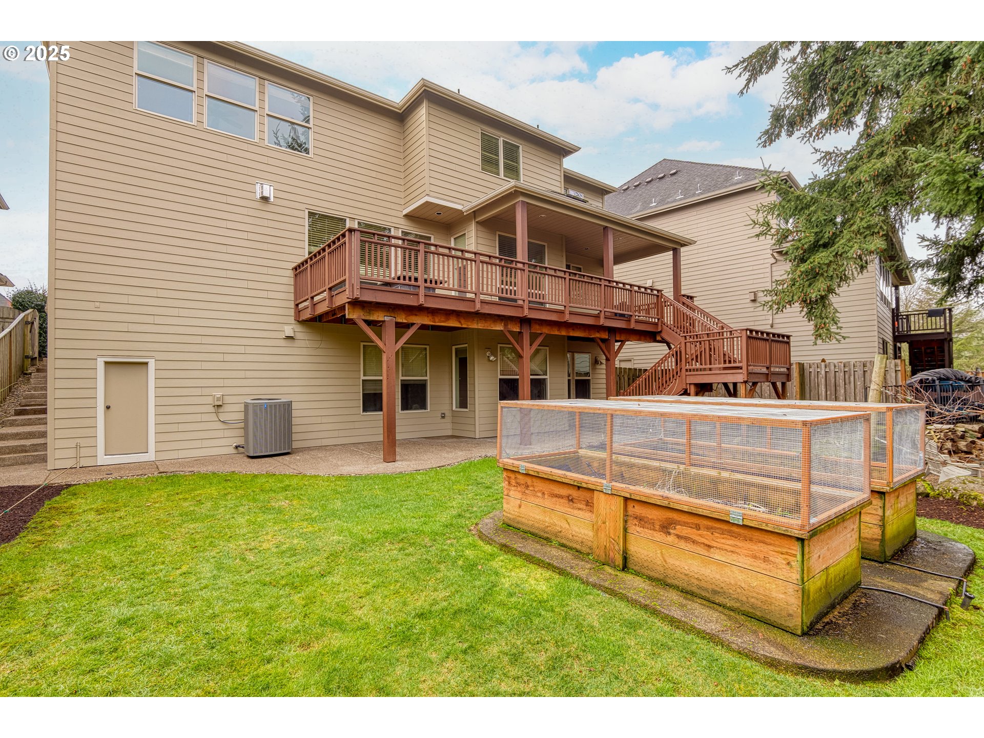 16998 SW RICHEN PARK CIR