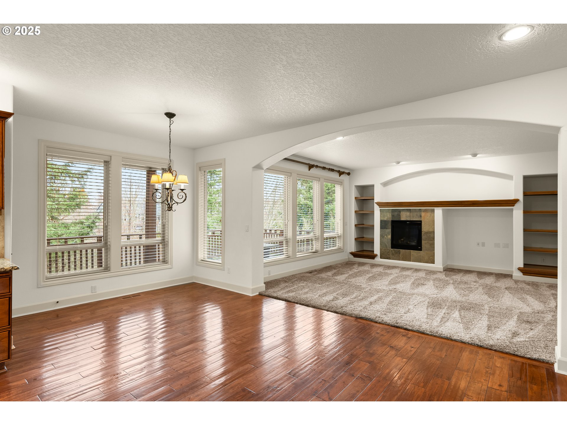 16998 SW RICHEN PARK CIR