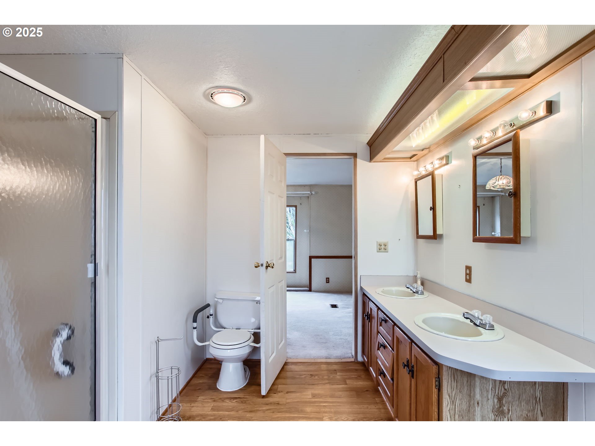 18485 SW PACIFIC DR 105, Tualatin Unit: 105