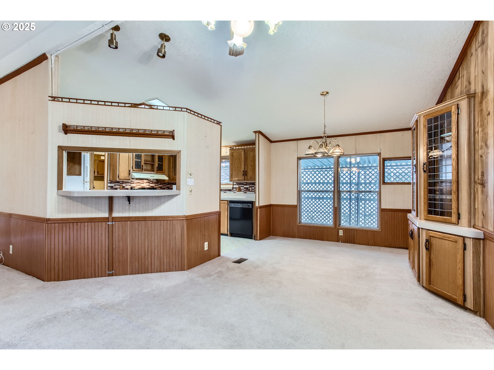 18485 SW PACIFIC DR 105, Tualatin Unit: 105