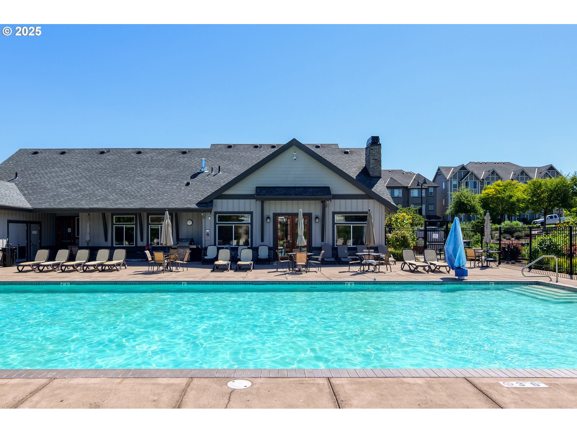 11469 SW MONT BLANC ST