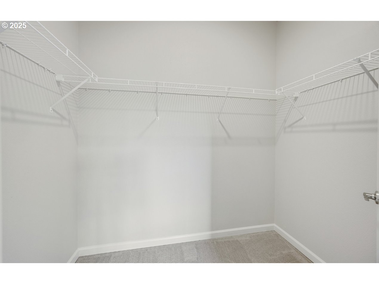 11469 SW MONT BLANC ST