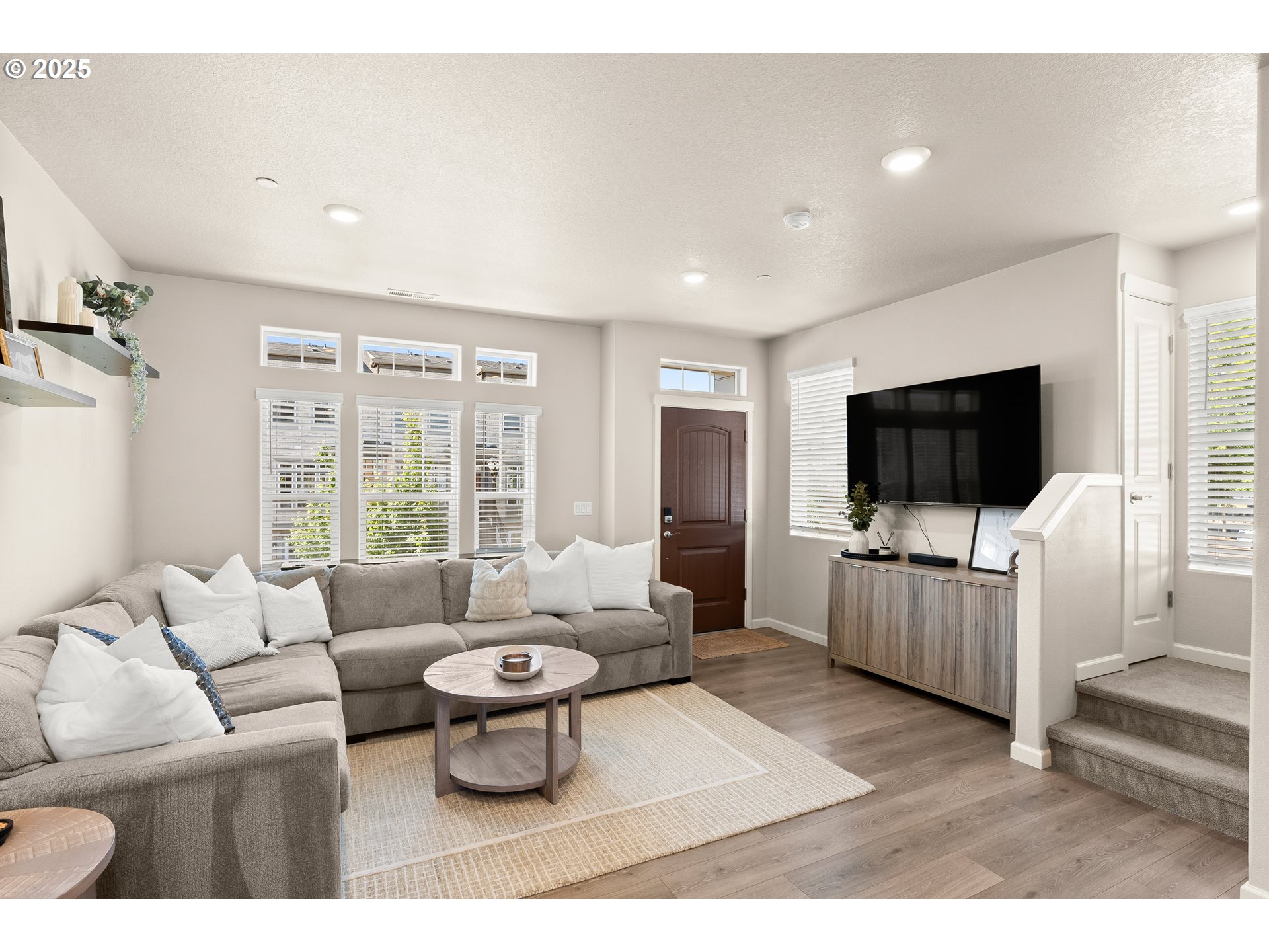 11469 SW MONT BLANC ST