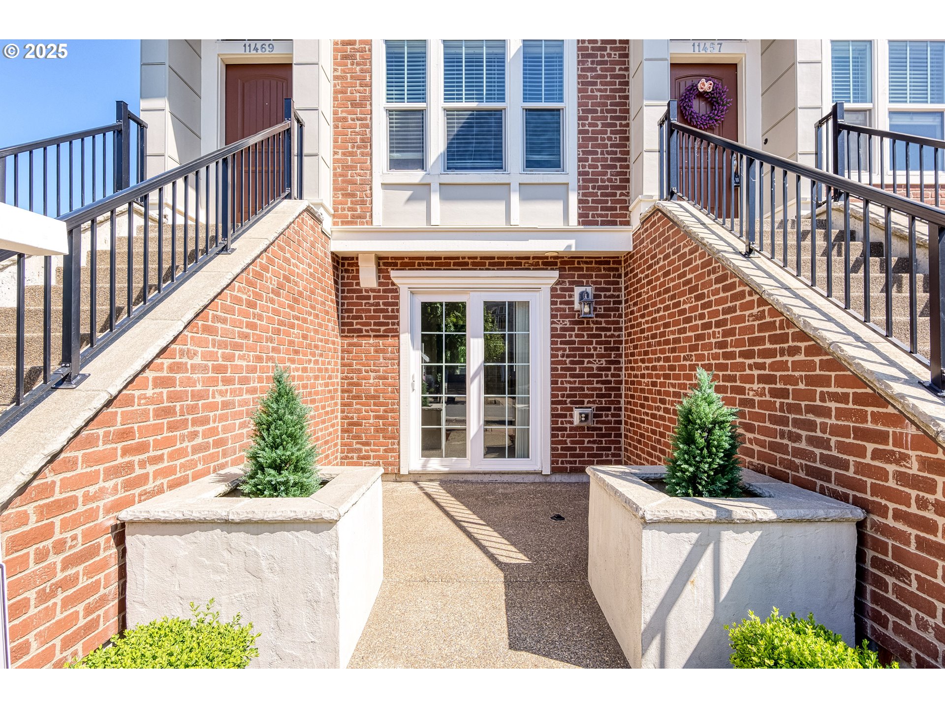 11469 SW MONT BLANC ST