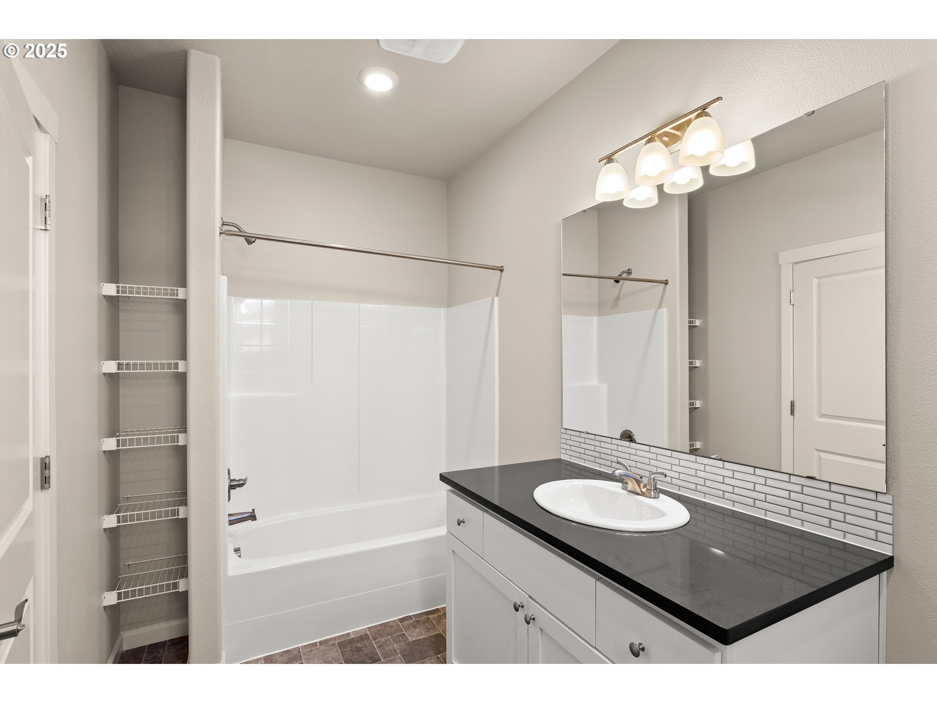 11469 SW MONT BLANC ST