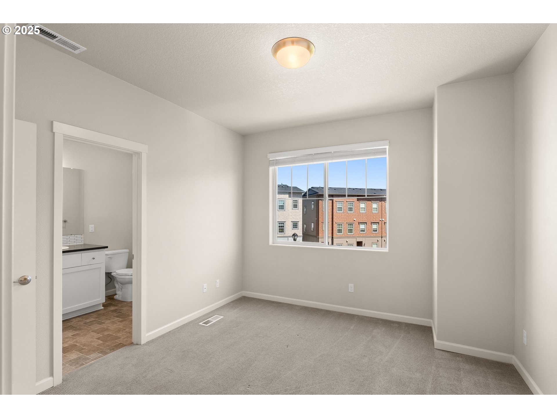 11469 SW MONT BLANC ST