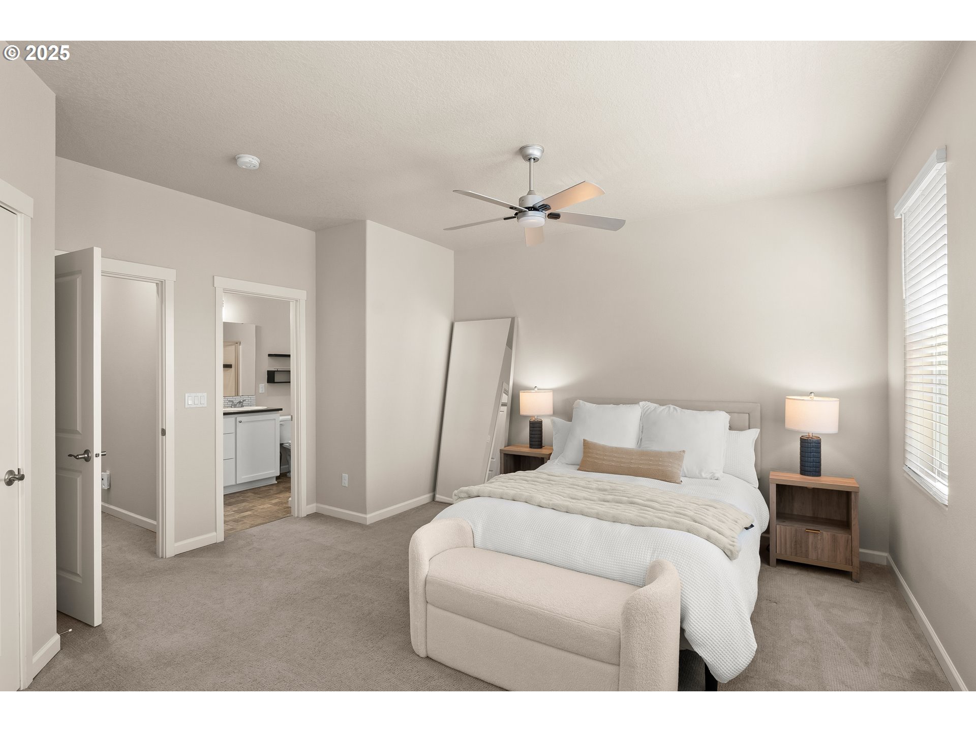 11469 SW MONT BLANC ST