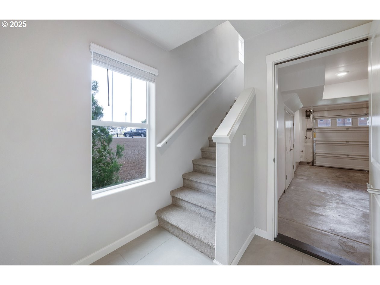 11469 SW MONT BLANC ST