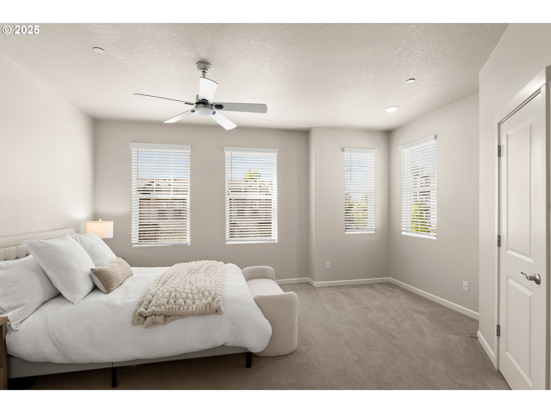 11469 SW MONT BLANC ST