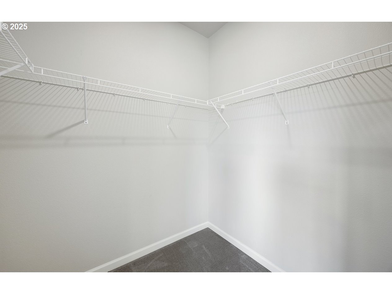 11469 SW MONT BLANC ST