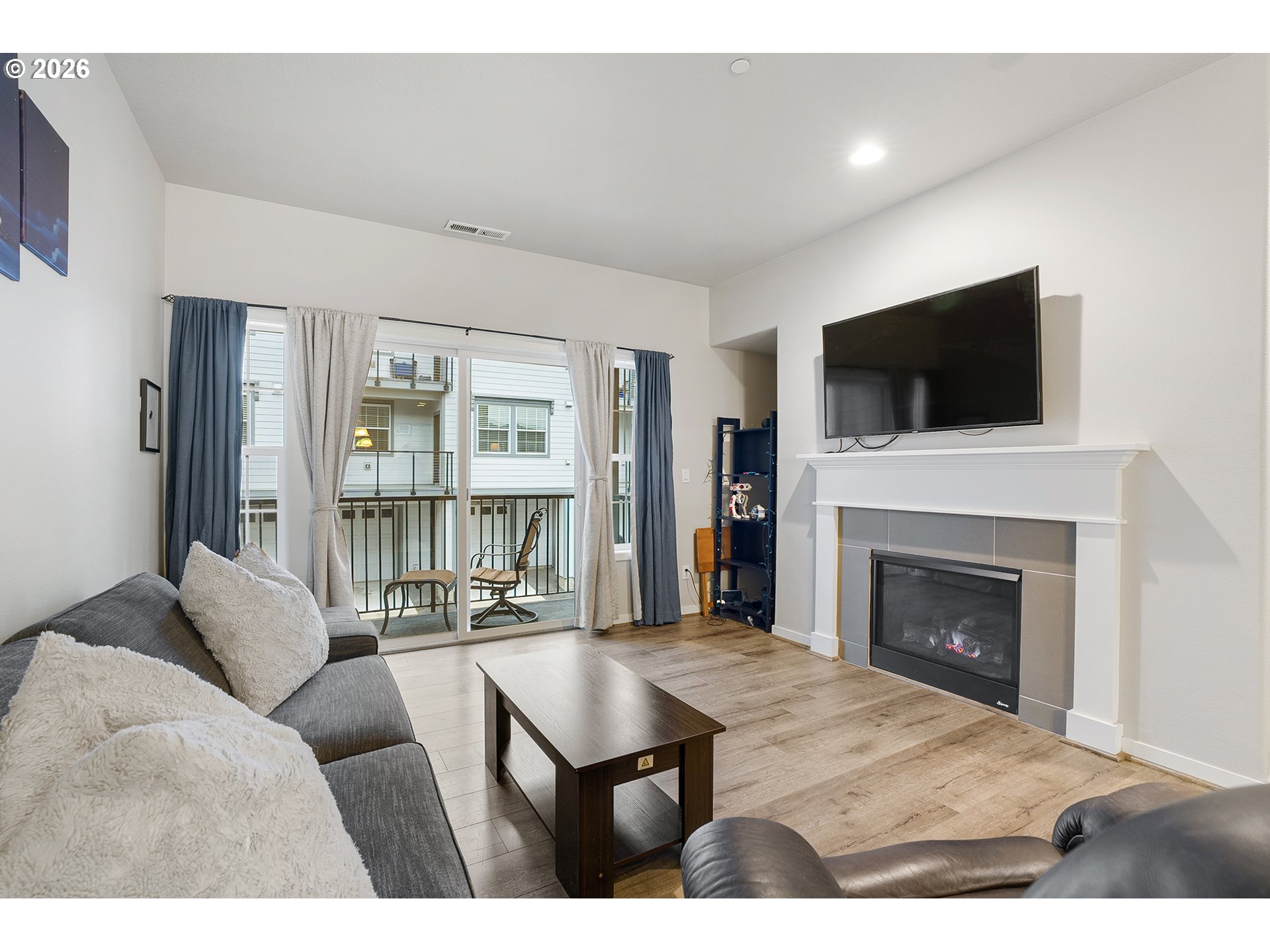 28829 SW VILLEBOIS DR