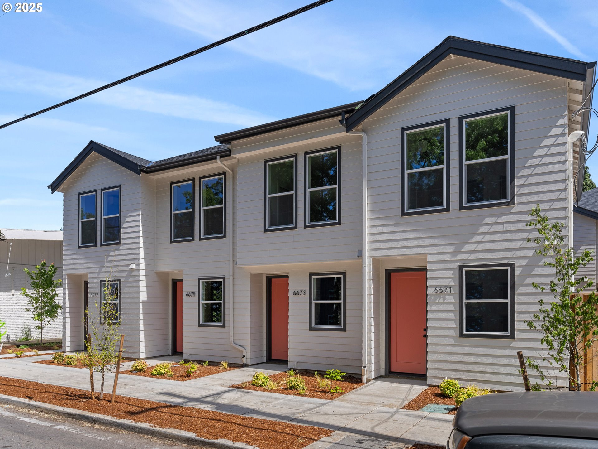 6673 N Fessenden ST 3